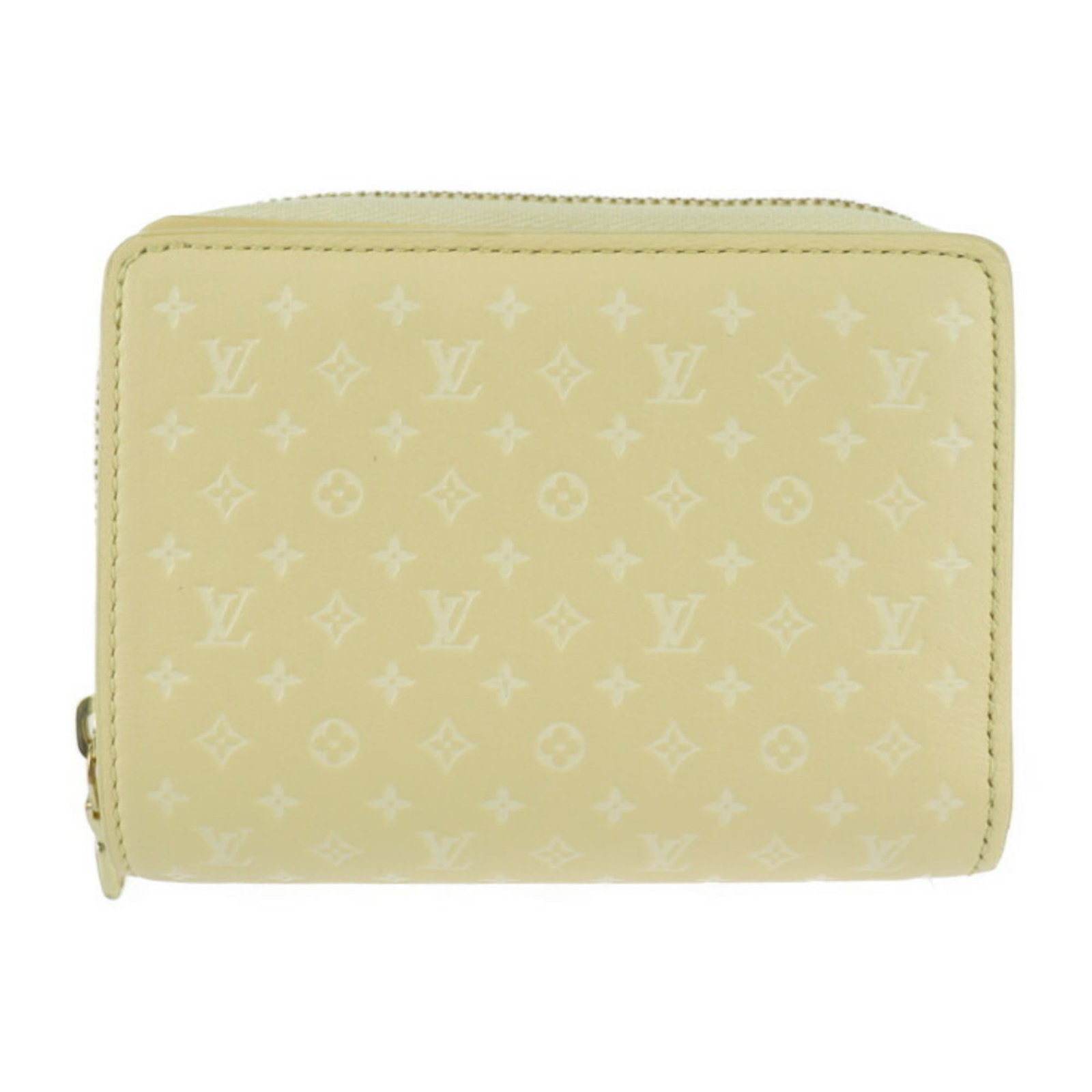 Louis Vuitton Wallet (Bi-Fold) Monogram Leather: Louis Vuitton Wallet (Bi-Fold) Monogram Leather This Louis Vuitton wallet boasts classic bi-fold design with iconic monogram leather. Its timeless style and durable construction make it a versatile ac