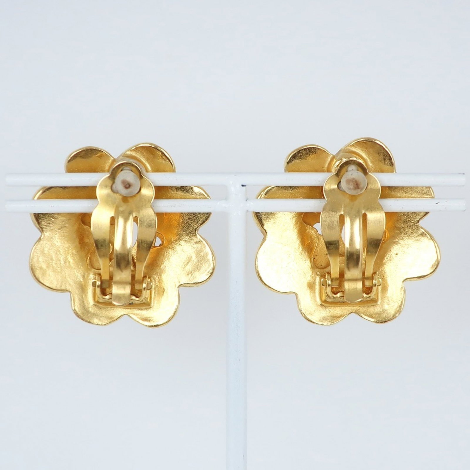 Chanel Stud Earrings Gold Plating - 3