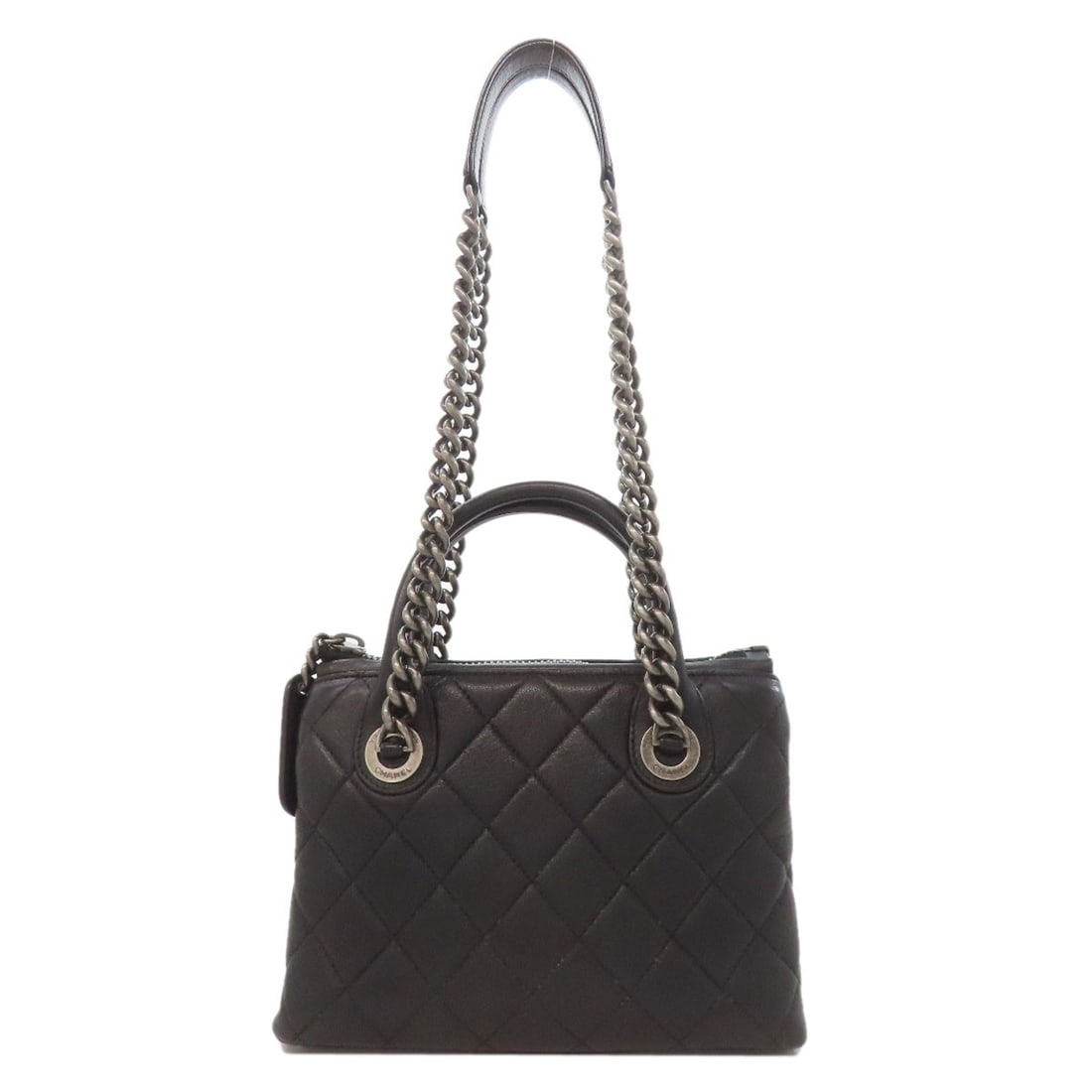 Handbag Calf Matelasse 2Way hardware silver Chanel: Handbag Calf Matelasse 2Way hardware silver Chanel Calf Matelasse 2Way hardware silver Chanel handbag features black exterior material. The bag's design showcases two-way hardware for added functional