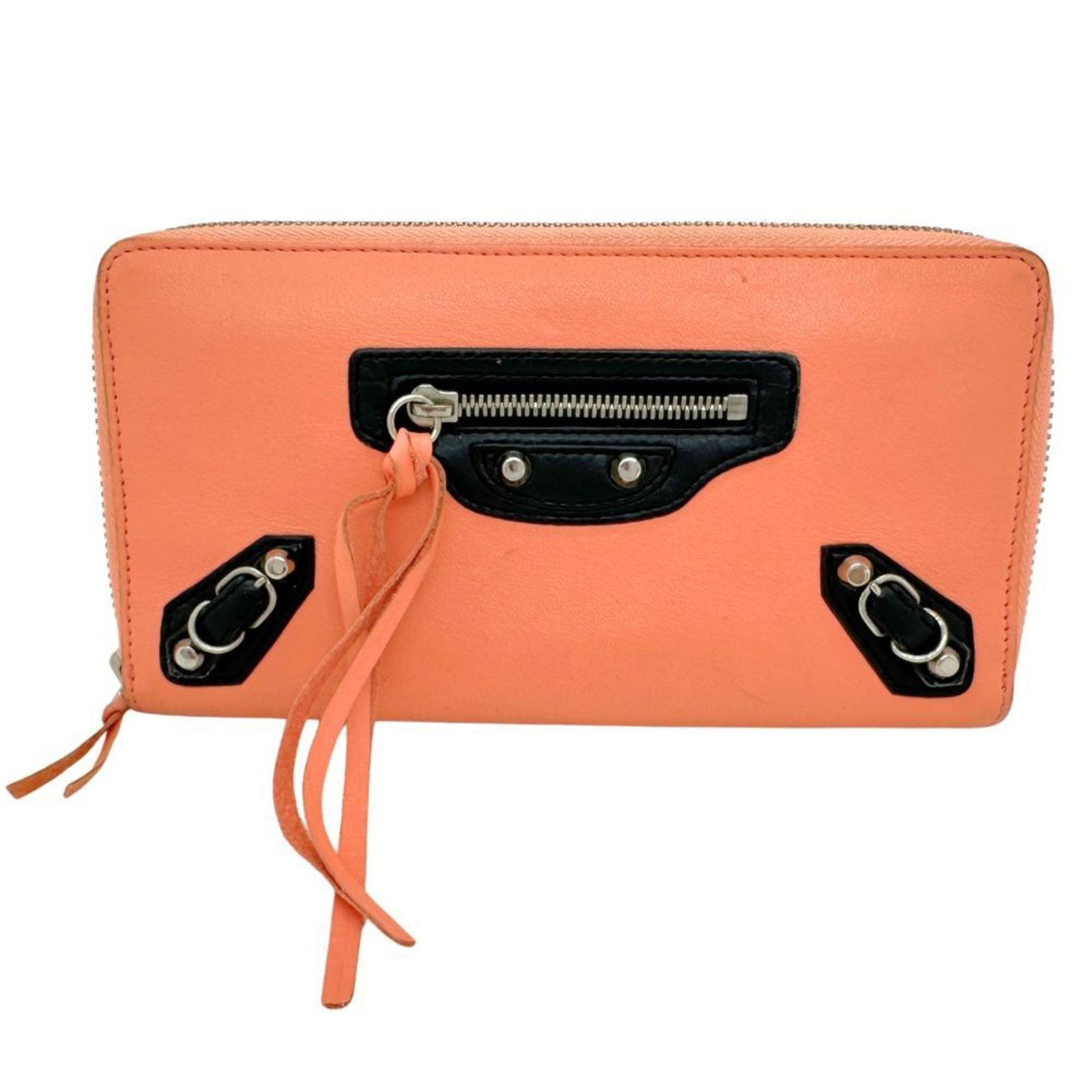 Balenciaga Coin Purse/Coin Case Leather: Balenciaga Coin Purse/Coin Case Leather This Balenciaga Coin Purse/Coin Case features a striking pink color and is made from high-quality calfskin leather. With its compact size and classic design, th