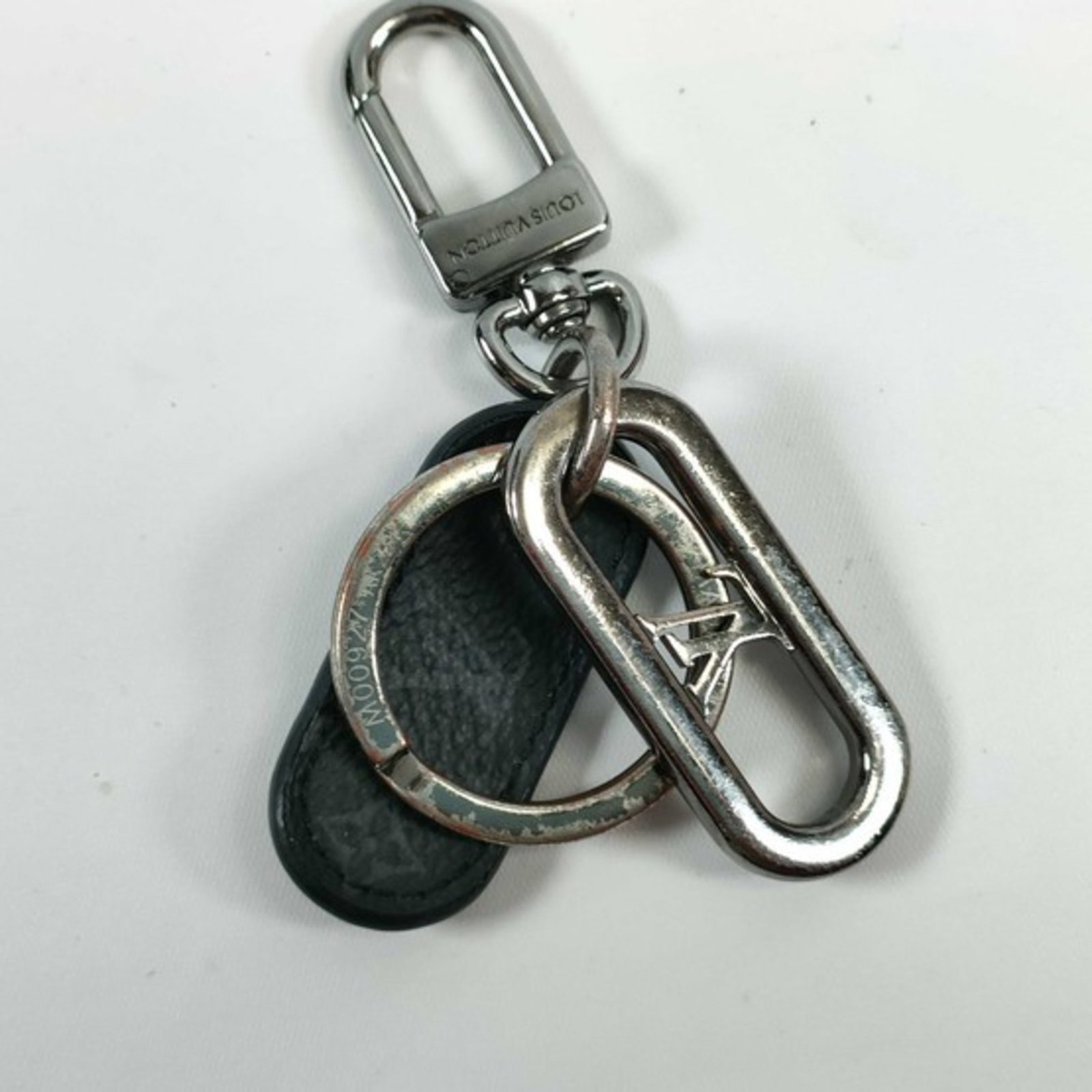 Louis Vuitton Keyring Metal Monogram Eclipse - 2