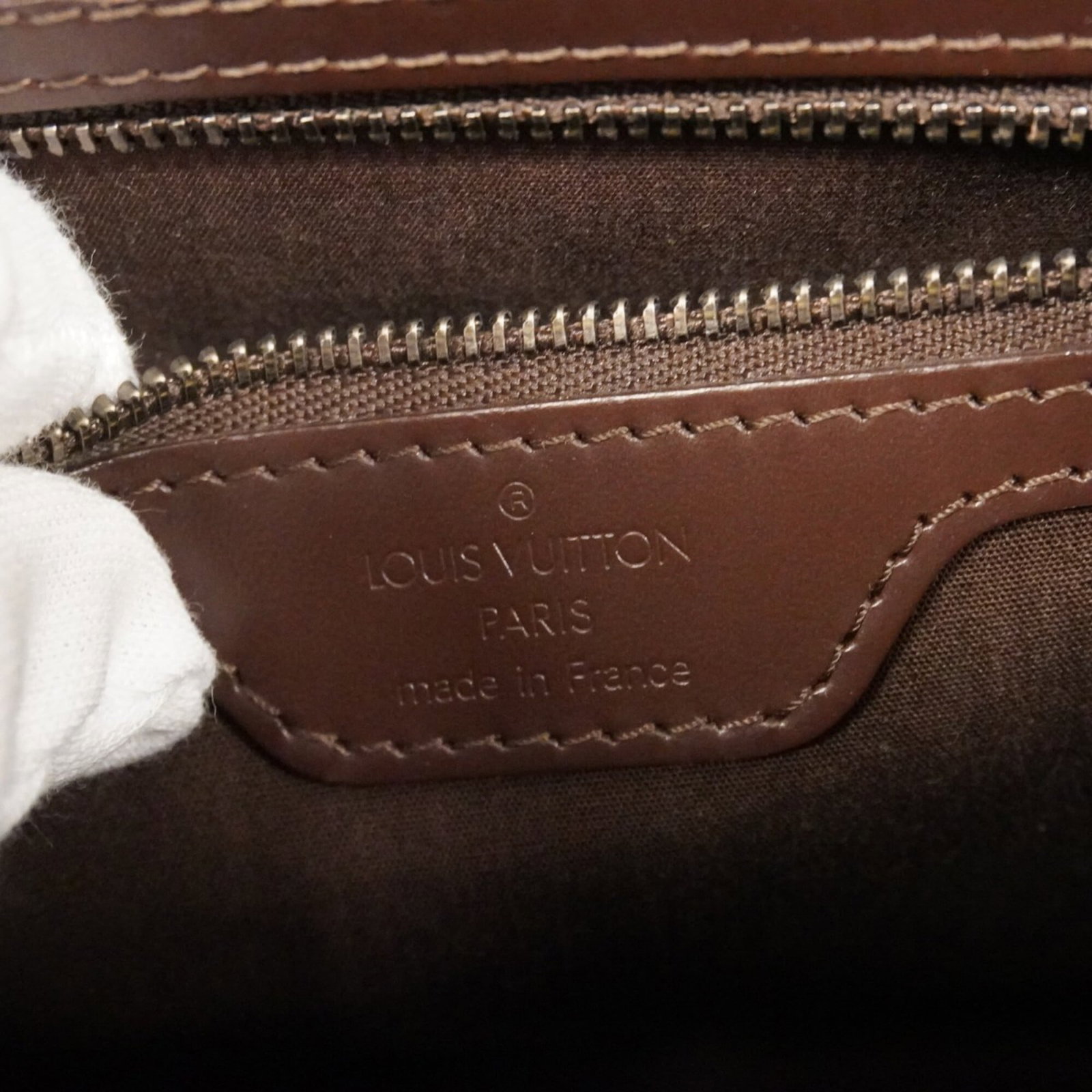 Louis Vuitton Handbag - 5