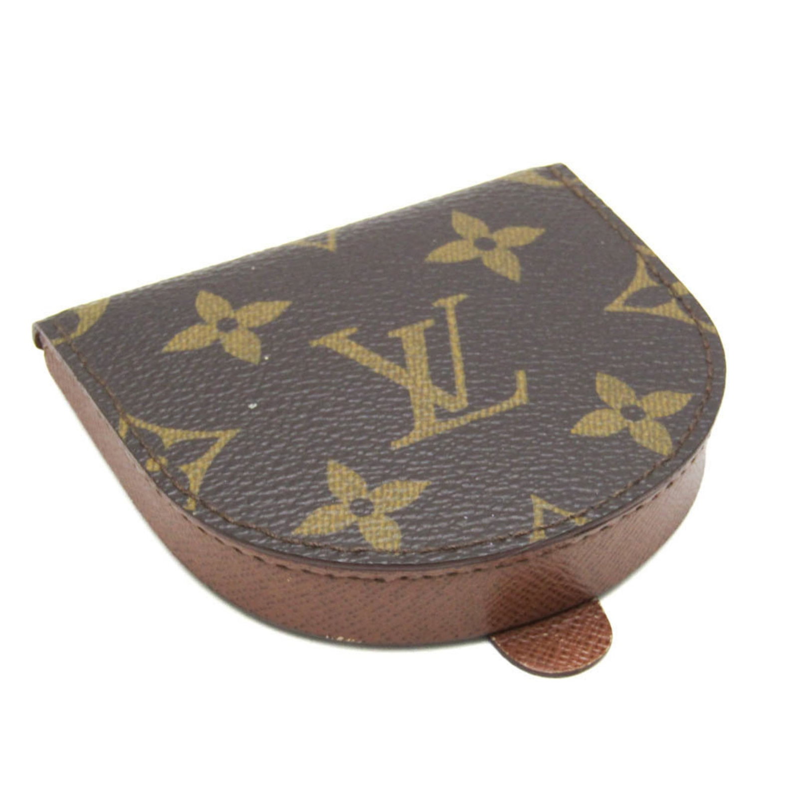 Louis Vuitton Coin Purse/Coin Case Monogram: Louis Vuitton Coin Purse/Coin Case Monogram Monogrammed with iconic Louis Vuitton flair, this Coin Purse/Coin Case boasts a timeless design. Made from high-quality materials and featuring a classic