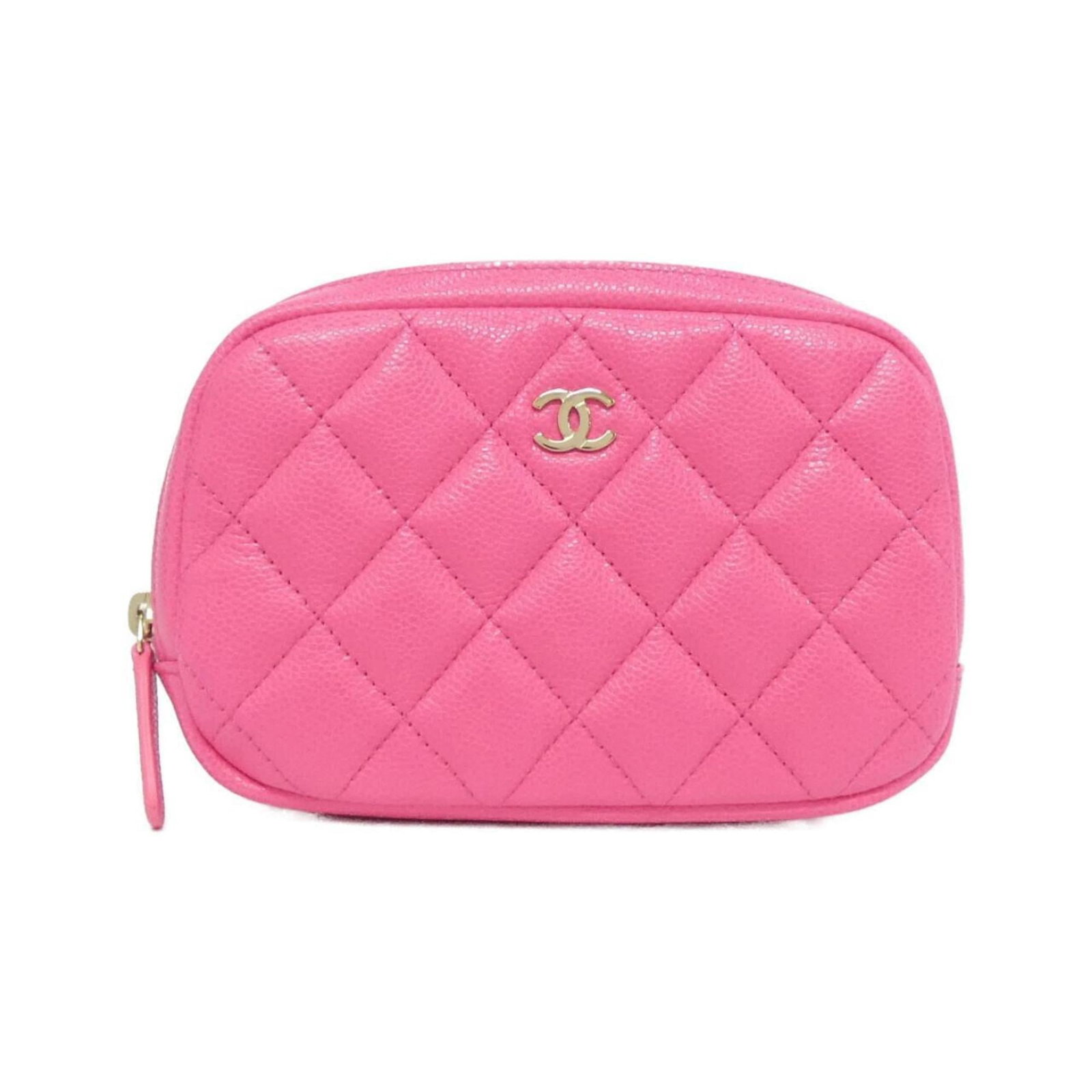 Chanel Pouch Grained Calfskin: Chanel Pouch Grained Calfskin Pink Grained Calfskin Pouch from Chanel features gold hardware and a classic design. With some minor scratches and dirt, this used pouch remains in very good condition, s