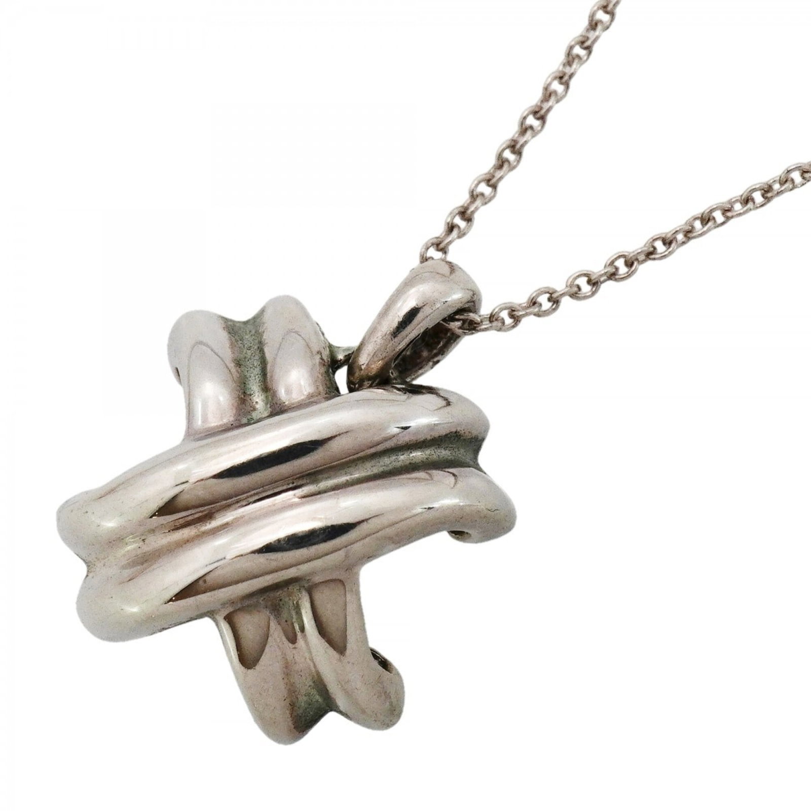 Tiffany & Co. Signature Necklace Sterling Silver 925 Women'S: Tiffany & Co. Signature Necklace Sterling Silver 925 Women'S Tiffany & Co. Signature Necklace Sterling Silver 925 Women's - A timeless piece of elegance, this sterling silver necklace features a