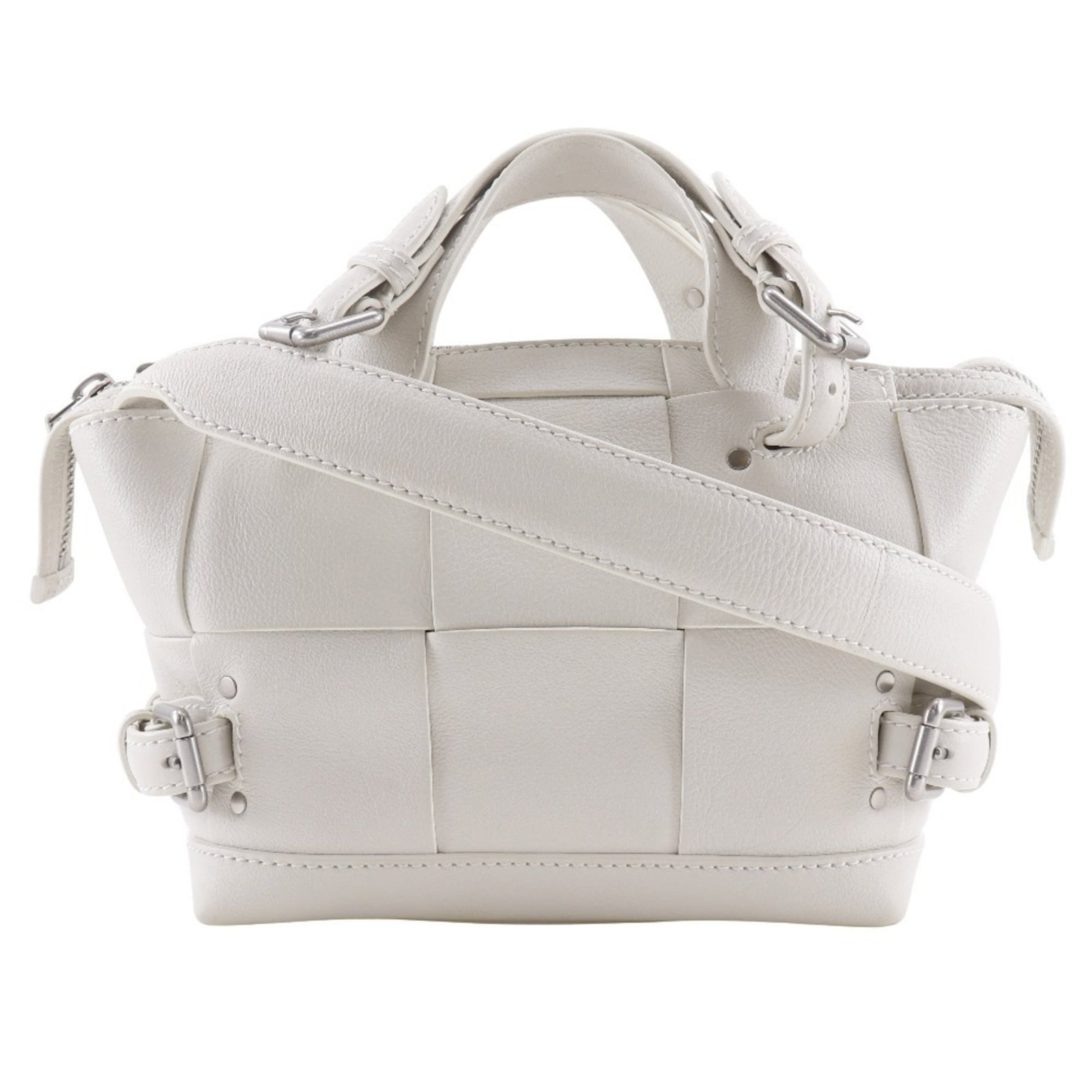 Bottega Veneta Handbag Leather: Bottega Veneta Handbag Leather Bottega Veneta's iconic calfskin leather handbag boasts a crisp white finish and clean lines. With its classic design and timeless elegance, this versatile bag can add