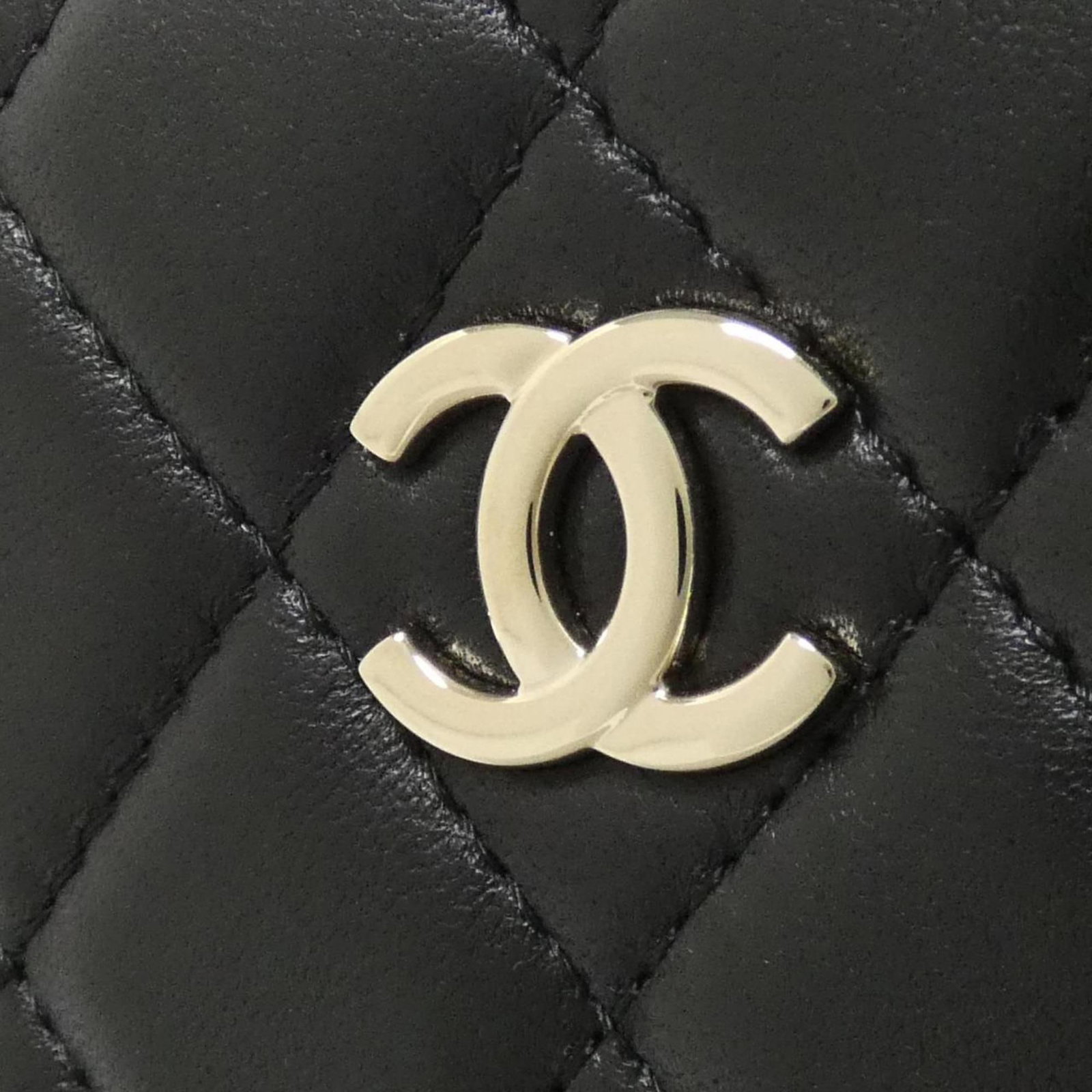 Chanel Handbag Leather - 4