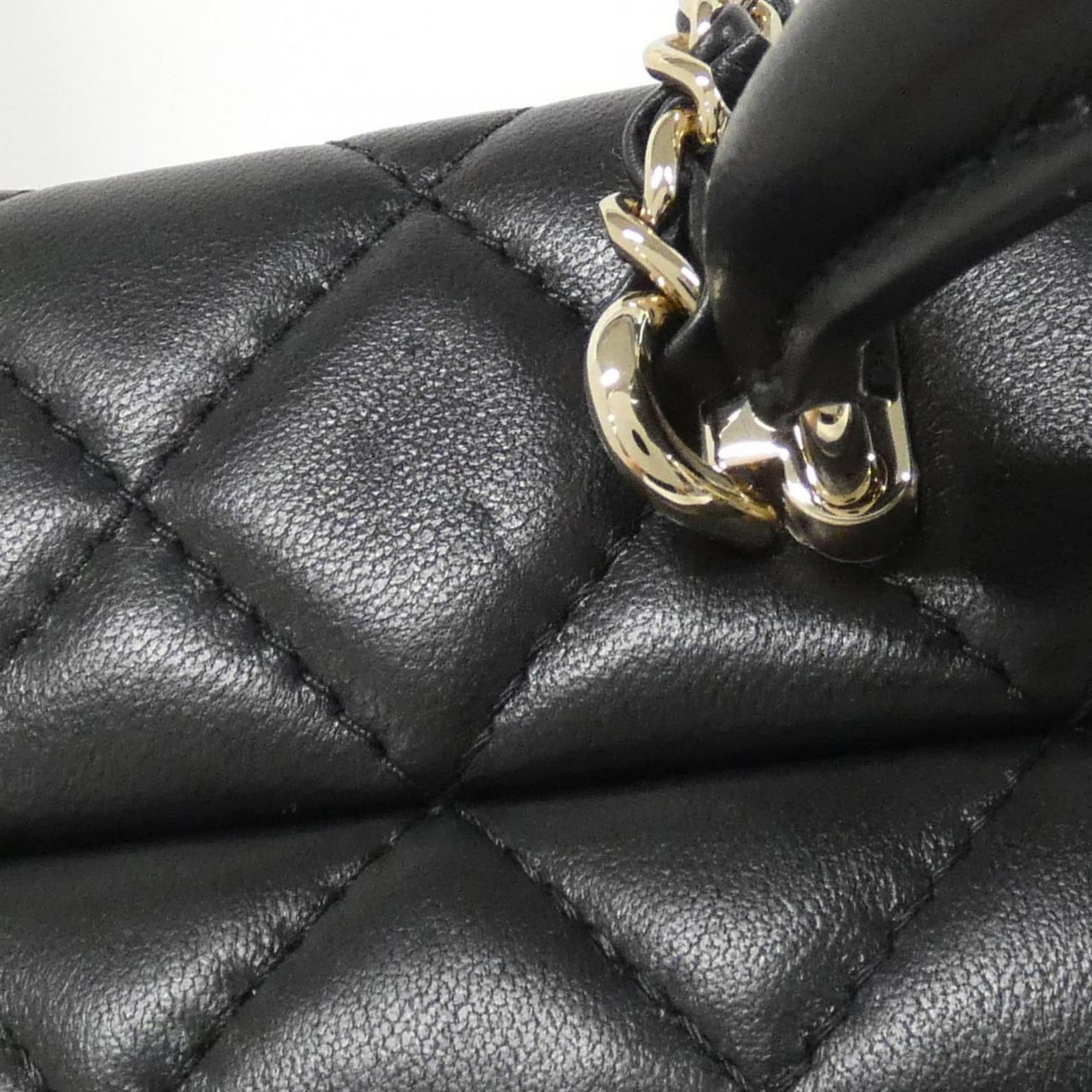 Chanel Handbag Leather - 6