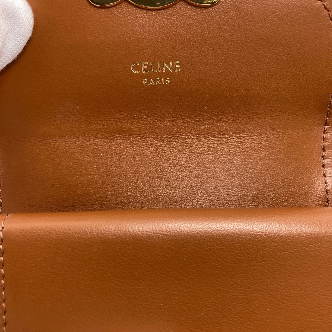 Strict rules apply strictly to wallet - 11
