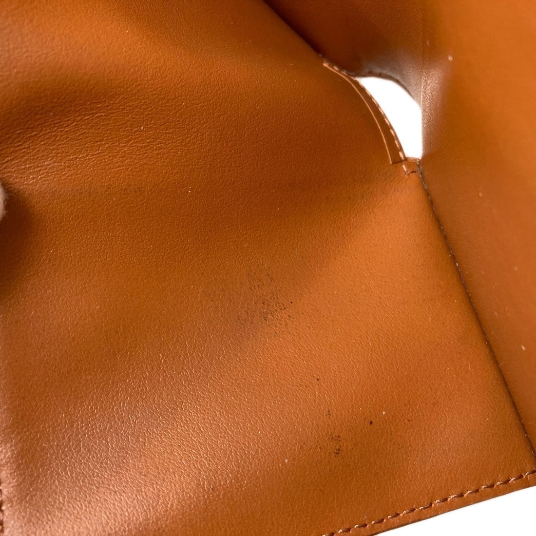 Strict rules apply strictly to wallet - 14