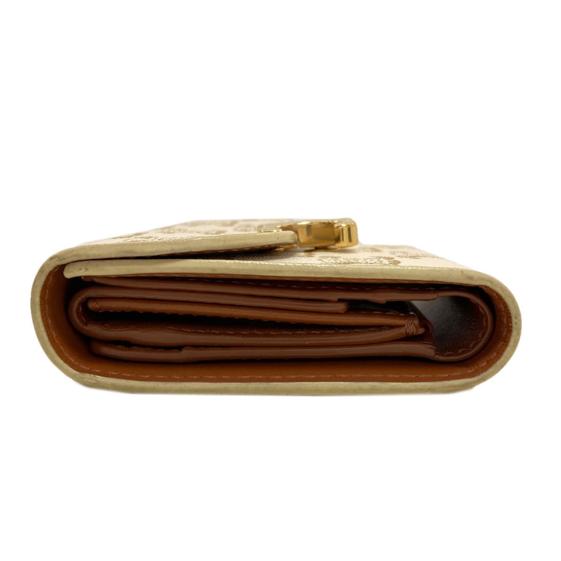 Strict rules apply strictly to wallet - 3