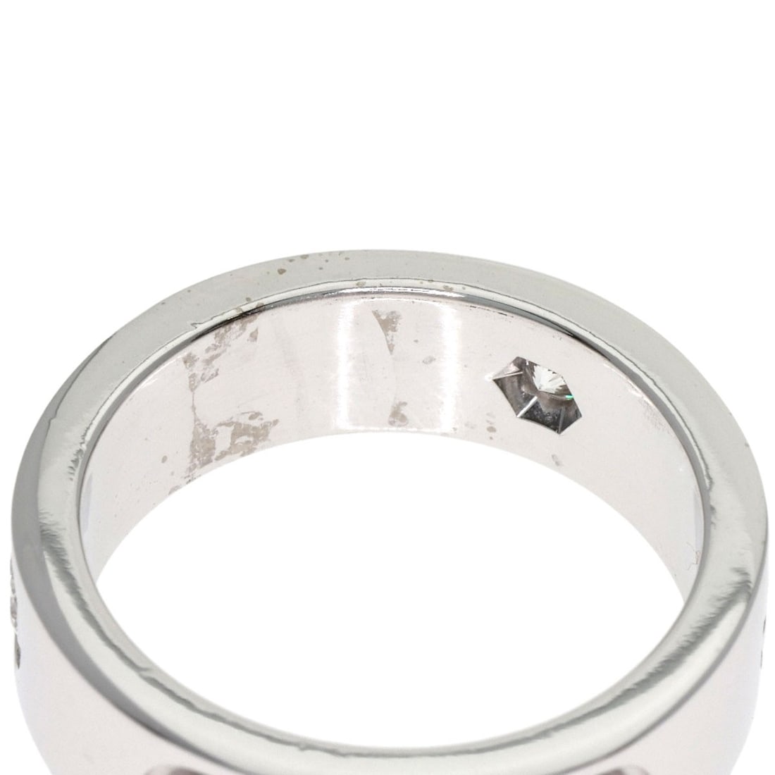 Strict rules apply to ring purchase - 6