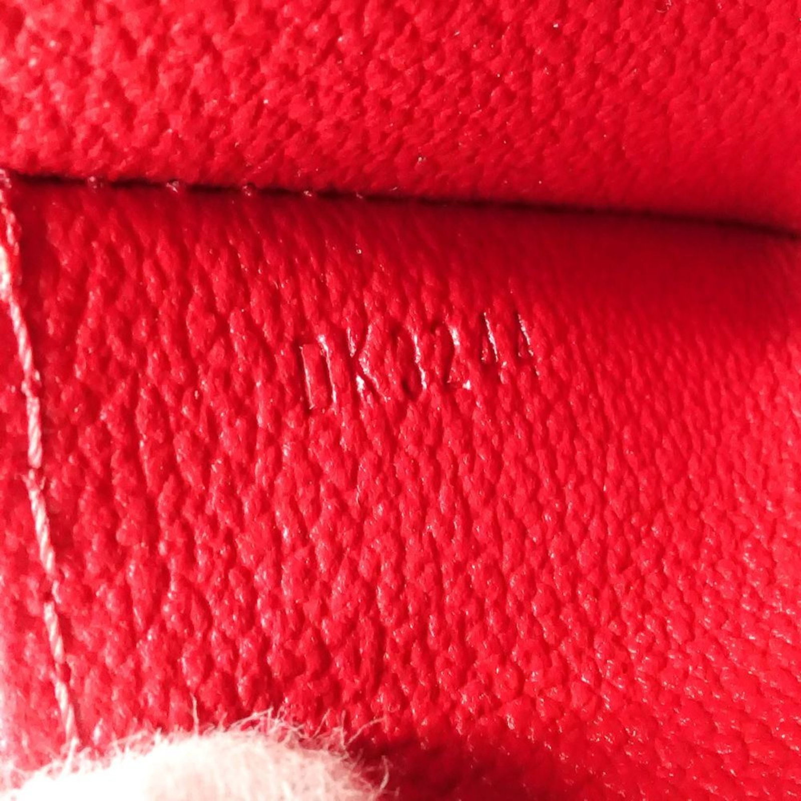 Louis Vuitton Pouch Canvas - 12
