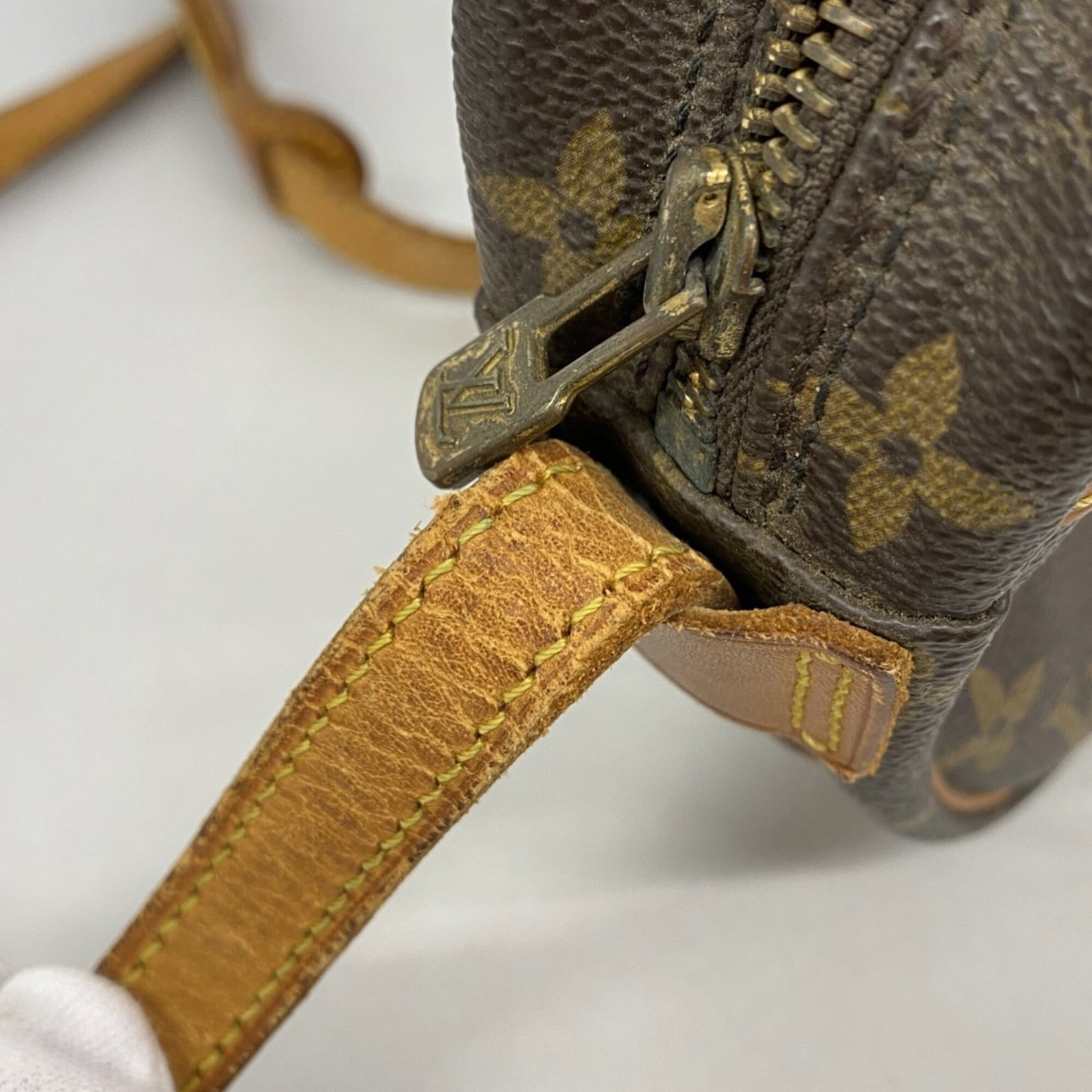 Louis Vuitton Shoulder Bag - 6