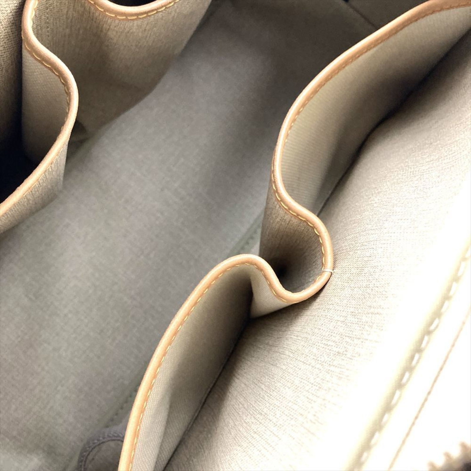 Louis Vuitton Handbag Monogram - 11