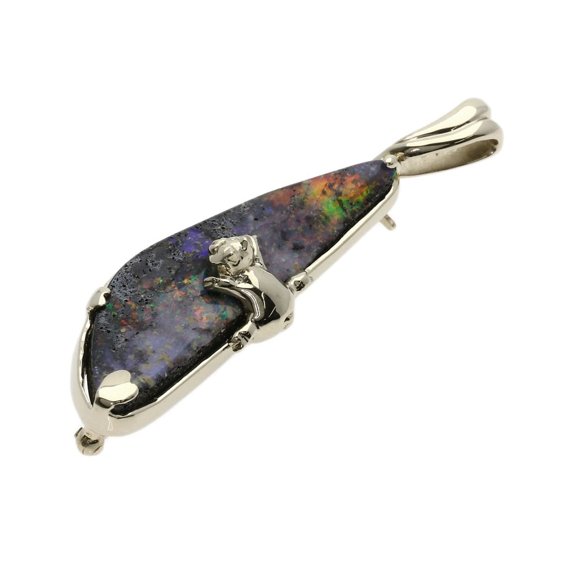 Pig Motif Opal 24.14ct White Gold Brooch K18 16.1G: Pig Motif Opal 24.14ct White Gold Brooch K18 16.1G The Pig Motif Opal 24.14ct White Gold Brooch boasts an impressive 24.14ct opal stone set in K18 white gold, adding a touch of luxury to any outfit. T