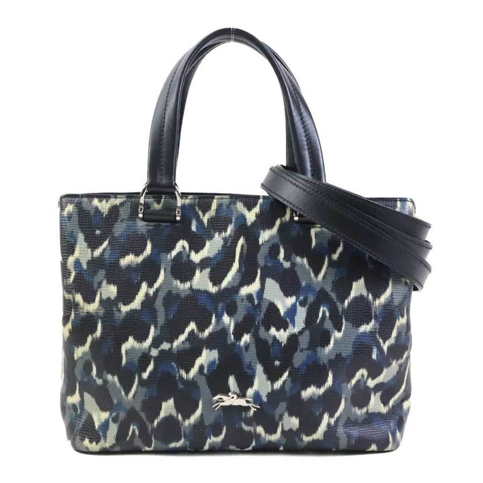 Longchamp Handbag Shoulder Bag Leather: Longchamp Handbag Shoulder Bag Leather The Longchamp Handbag Shoulder Bag Leather is a versatile and stylish accessory, boasting its classic design with a sleek black leather finish. Measuring 20cm x 