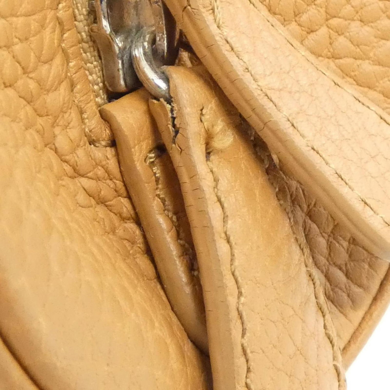 Loewe Shoulder Bag - 6