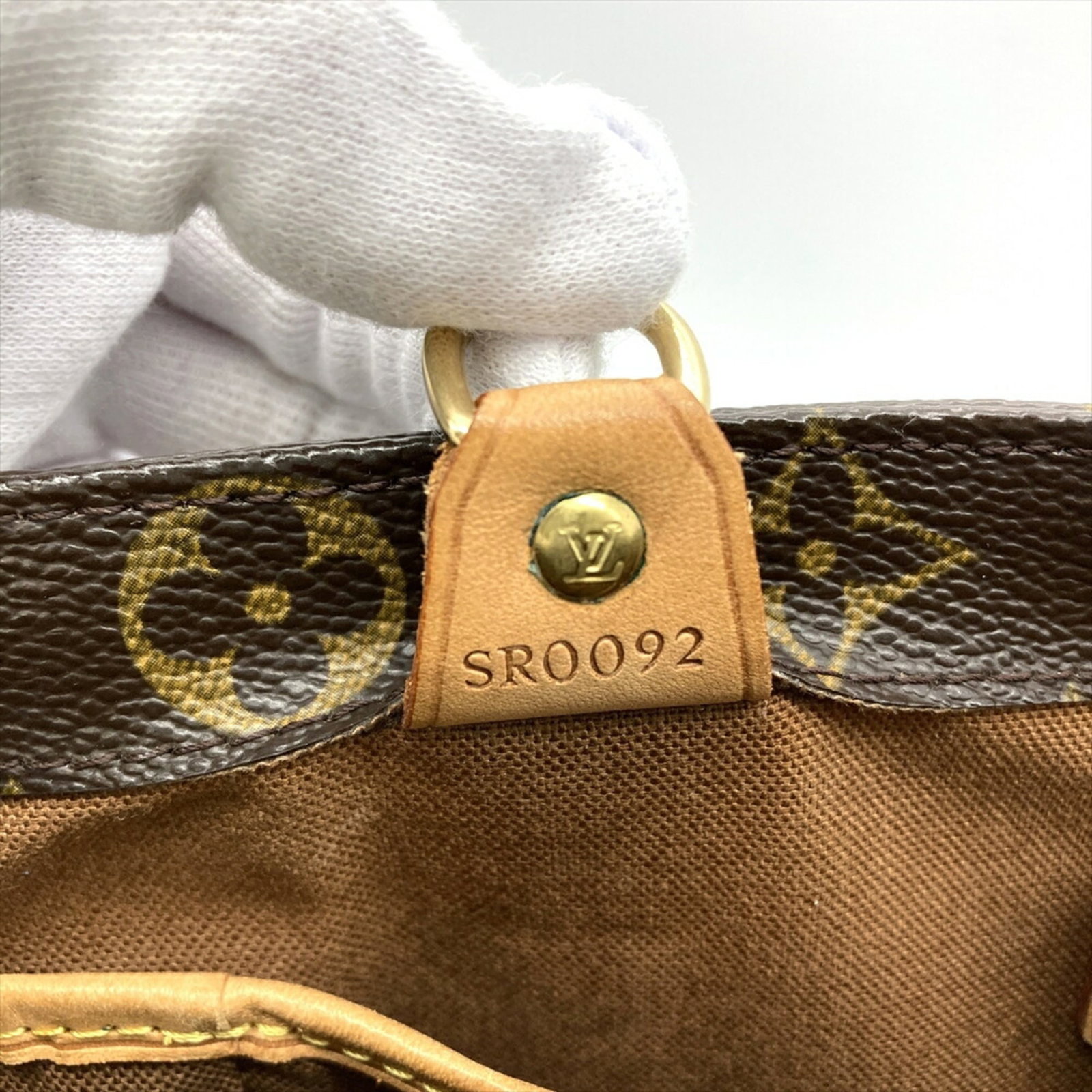 Louis Vuitton Handbag Monogram - 11