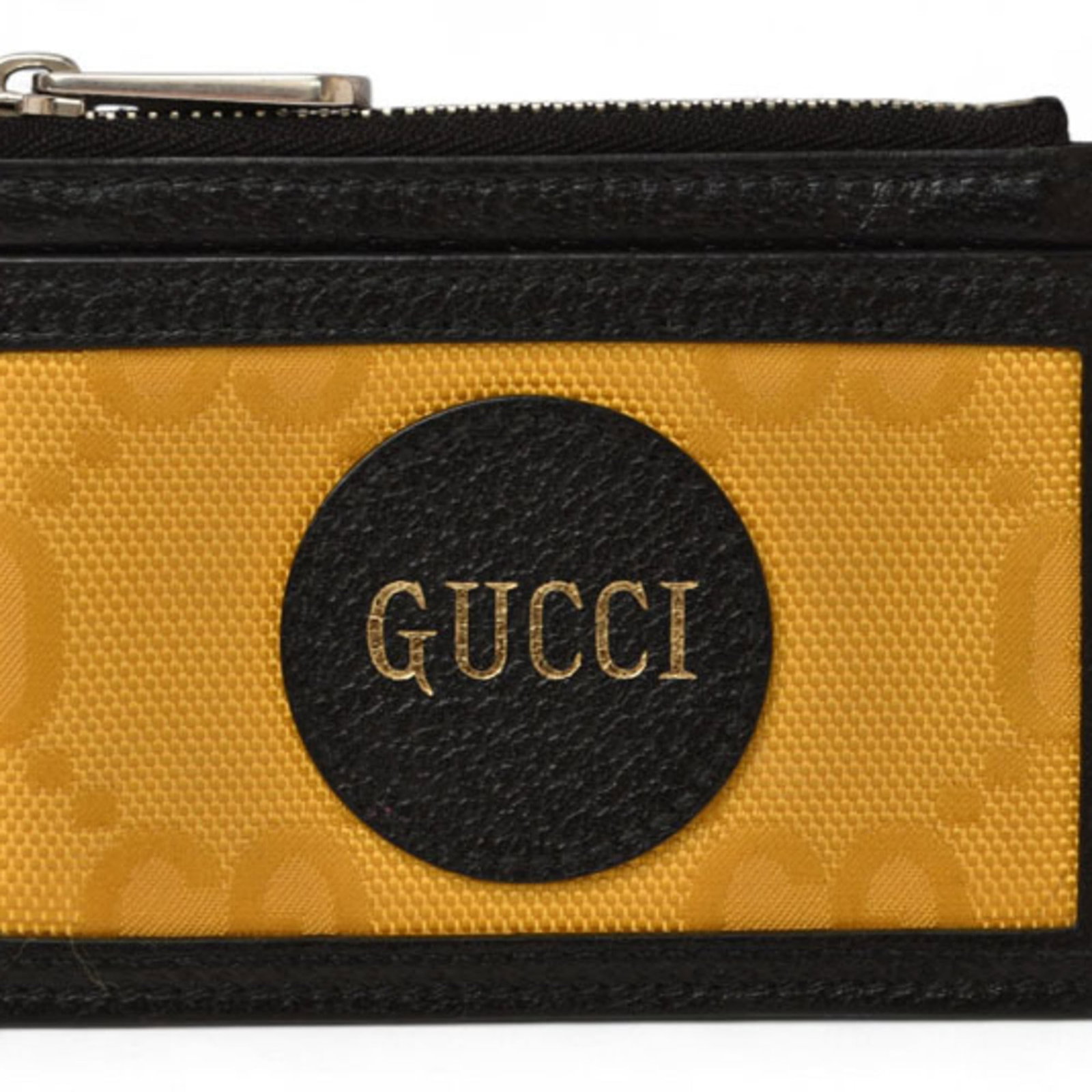 Gucci Coin Purse/Coin Case Leather: Gucci Coin Purse/Coin Case Leather The Gucci Coin Purse/Coin Case Leather is a sleek and versatile accessory featuring high-quality black leather and a sturdy zipper closure. Its compact size makes
