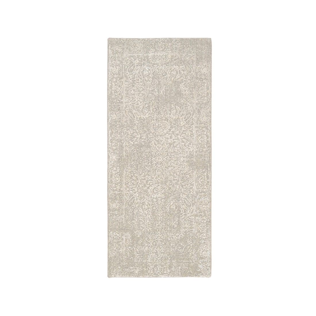 Beige wool silk fine hand loomed Jacquard rug: Beige wool silk fine hand loomed Jacquard rug The beige wool silk fine hand loomed Jacquard rug boasts an intricate Oriental design, characteristic of Indian craftsmanship. Made from high-quality