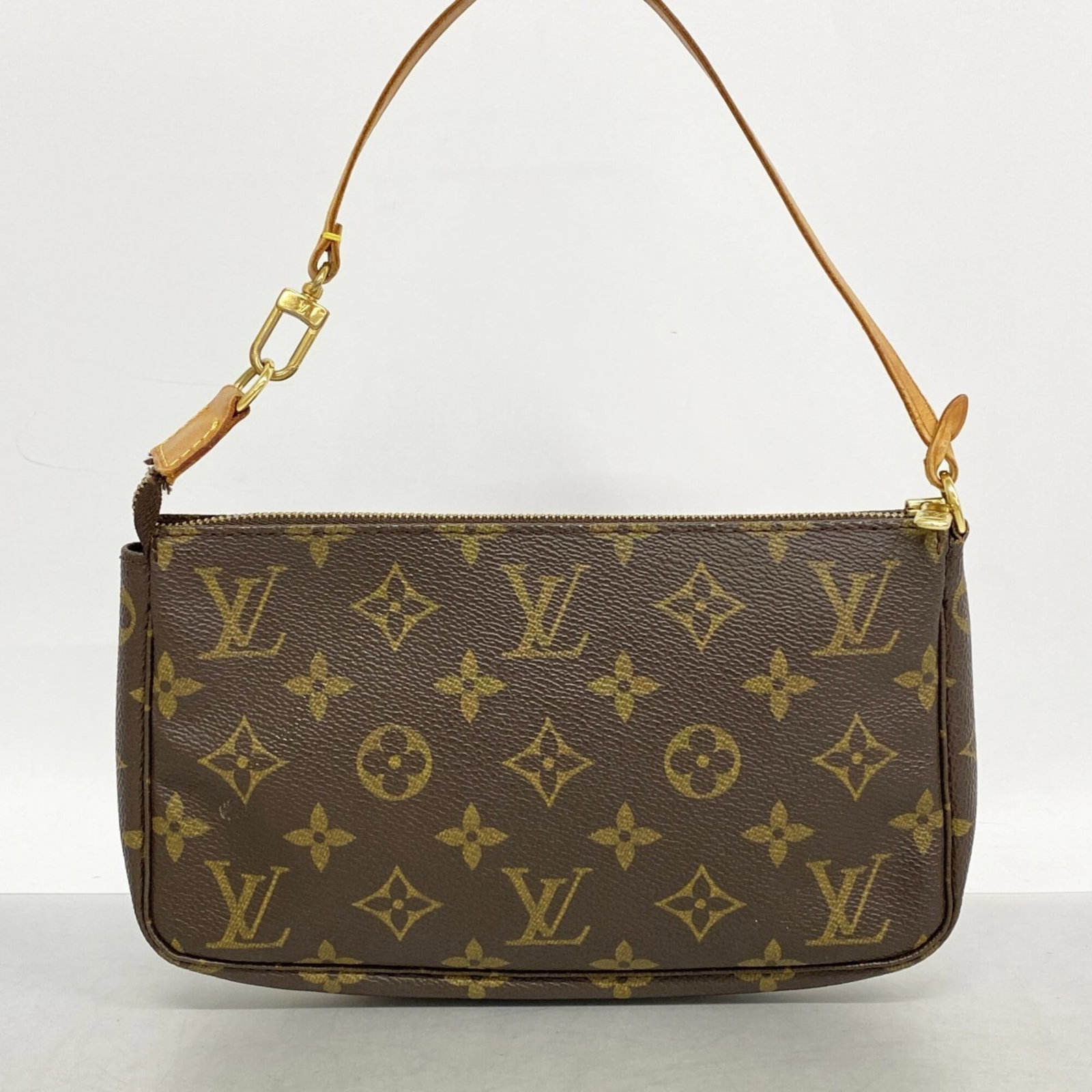 Louis Vuitton Pouch - 10