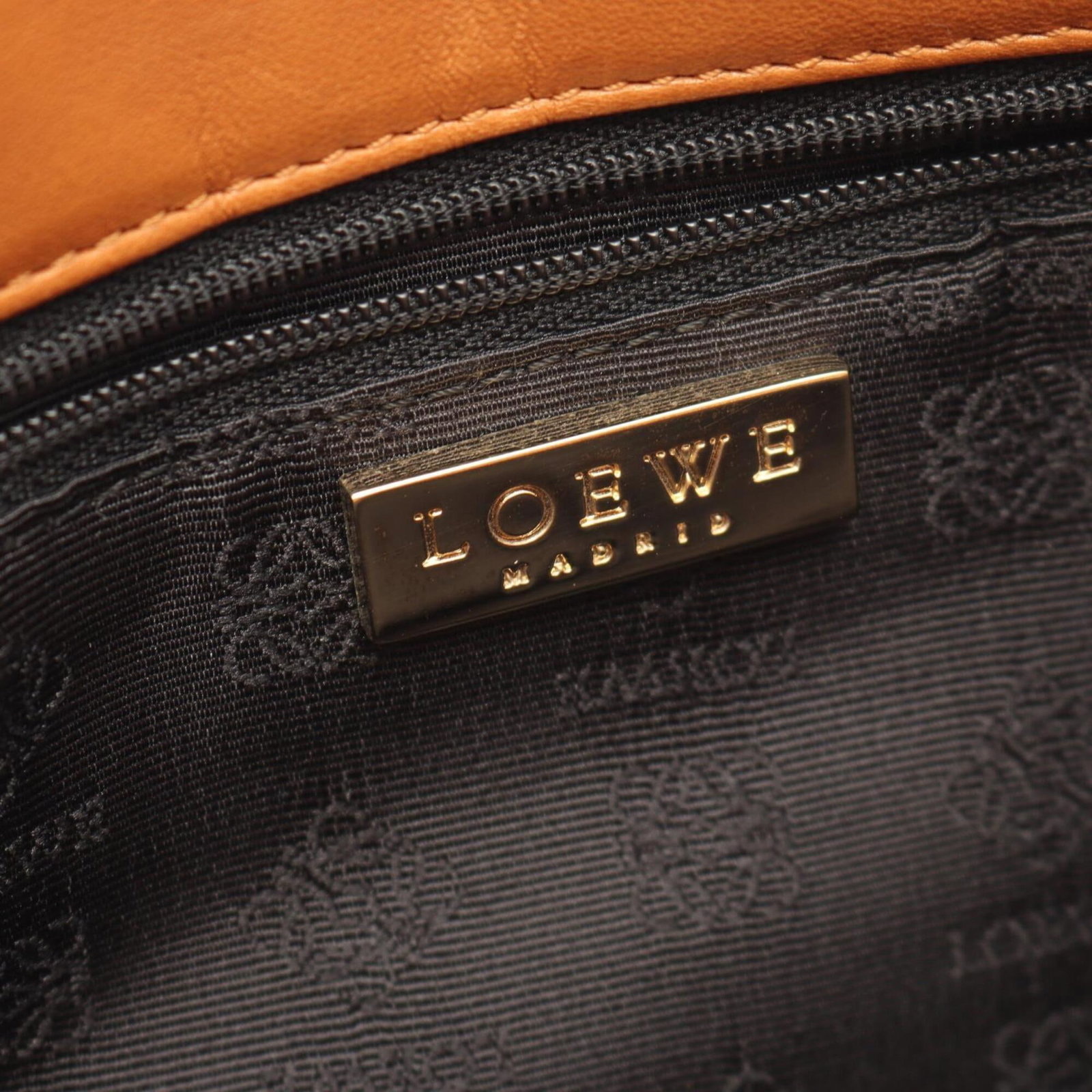 Loewe Handbag Leather - 4
