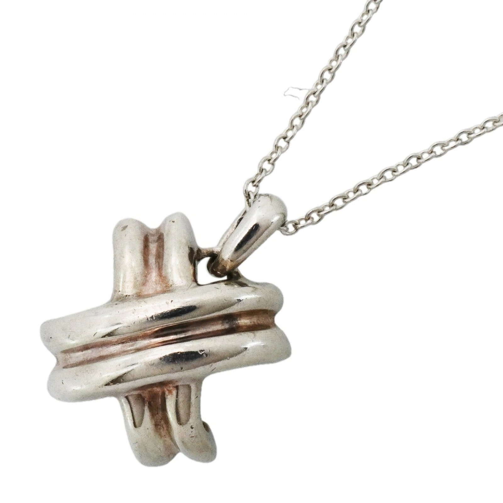Tiffany & Co. Signature Necklace Sterling Silver 925 Women'S: Tiffany & Co. Signature Necklace Sterling Silver 925 Women'S Tiffany & Co. Signature Necklace Sterling Silver 925 Women'S - A timeless piece of elegance, this sterling silver necklace features a