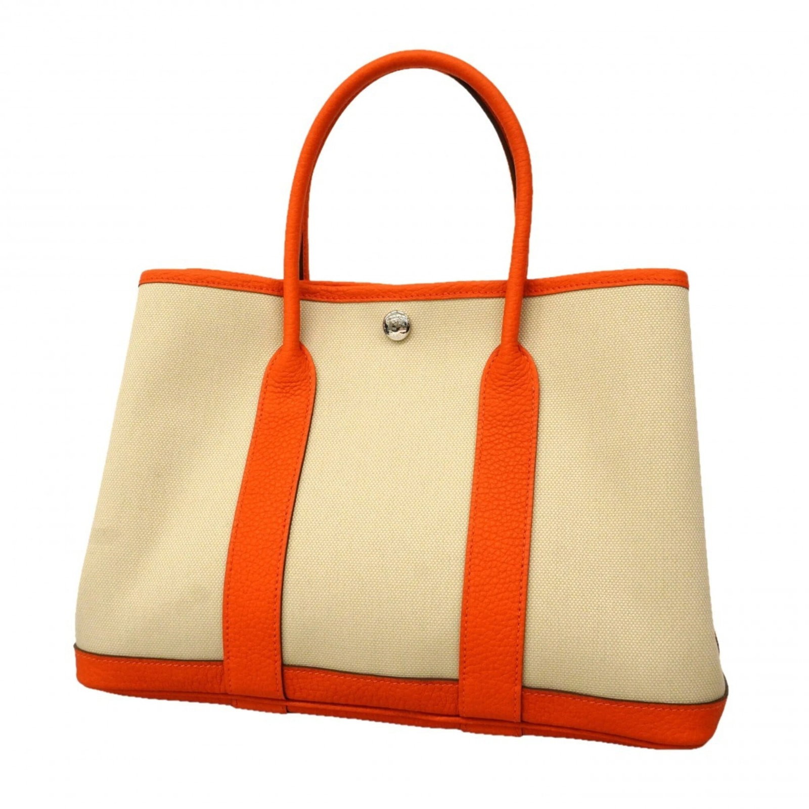 Hermes Tote Bag Negonda Leather: Hermes Tote Bag Negonda Leather Negonda Leather Hermes Tote Bag - A Timeless Classic. This Capucine-colored tote bag features high-quality Negonda leather and silver hardware, showcasing a classic