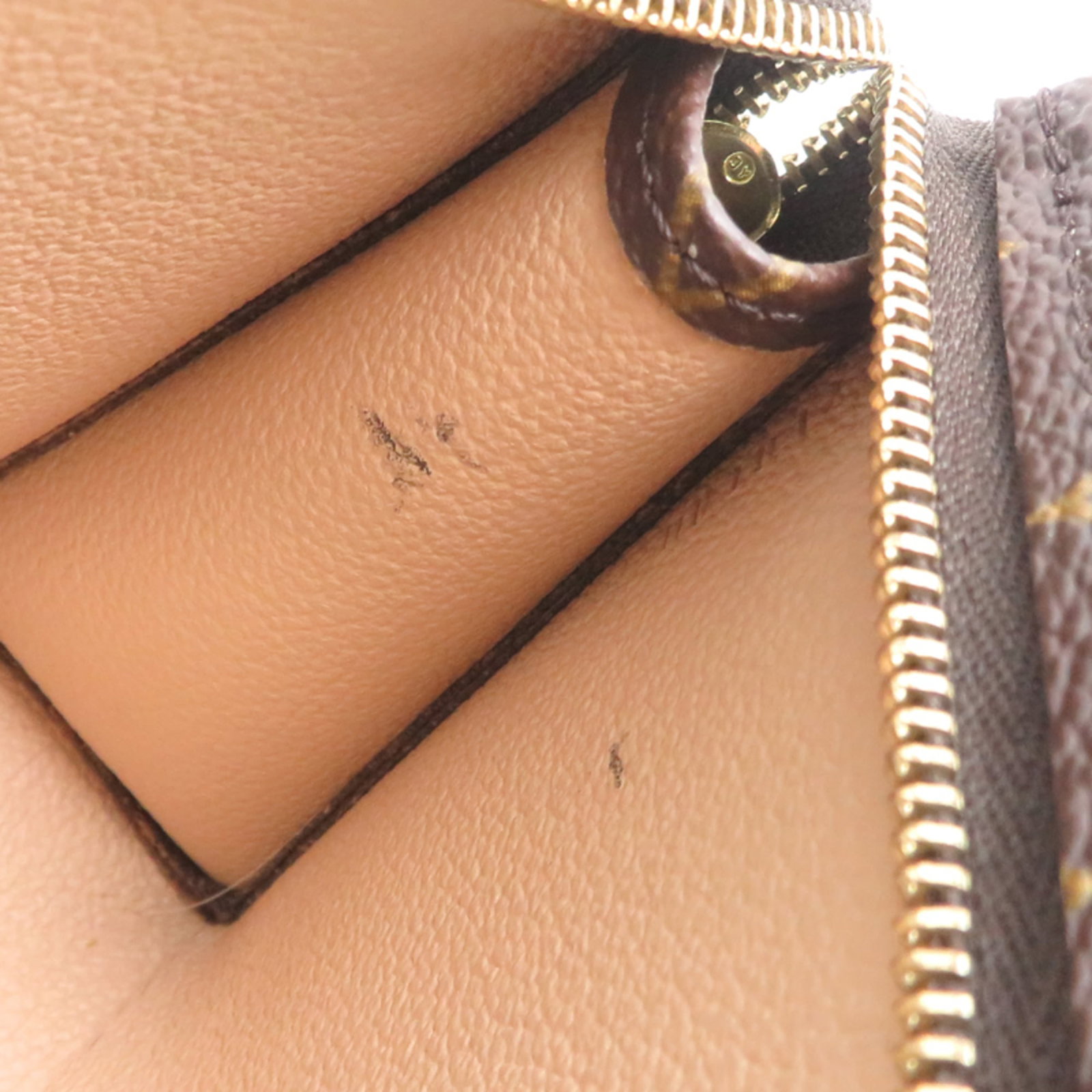 Louis Vuitton Pouch Monogram - 9
