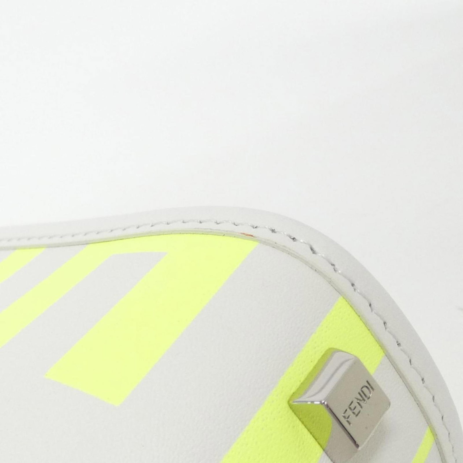 Fendi Handbag Leather - 3