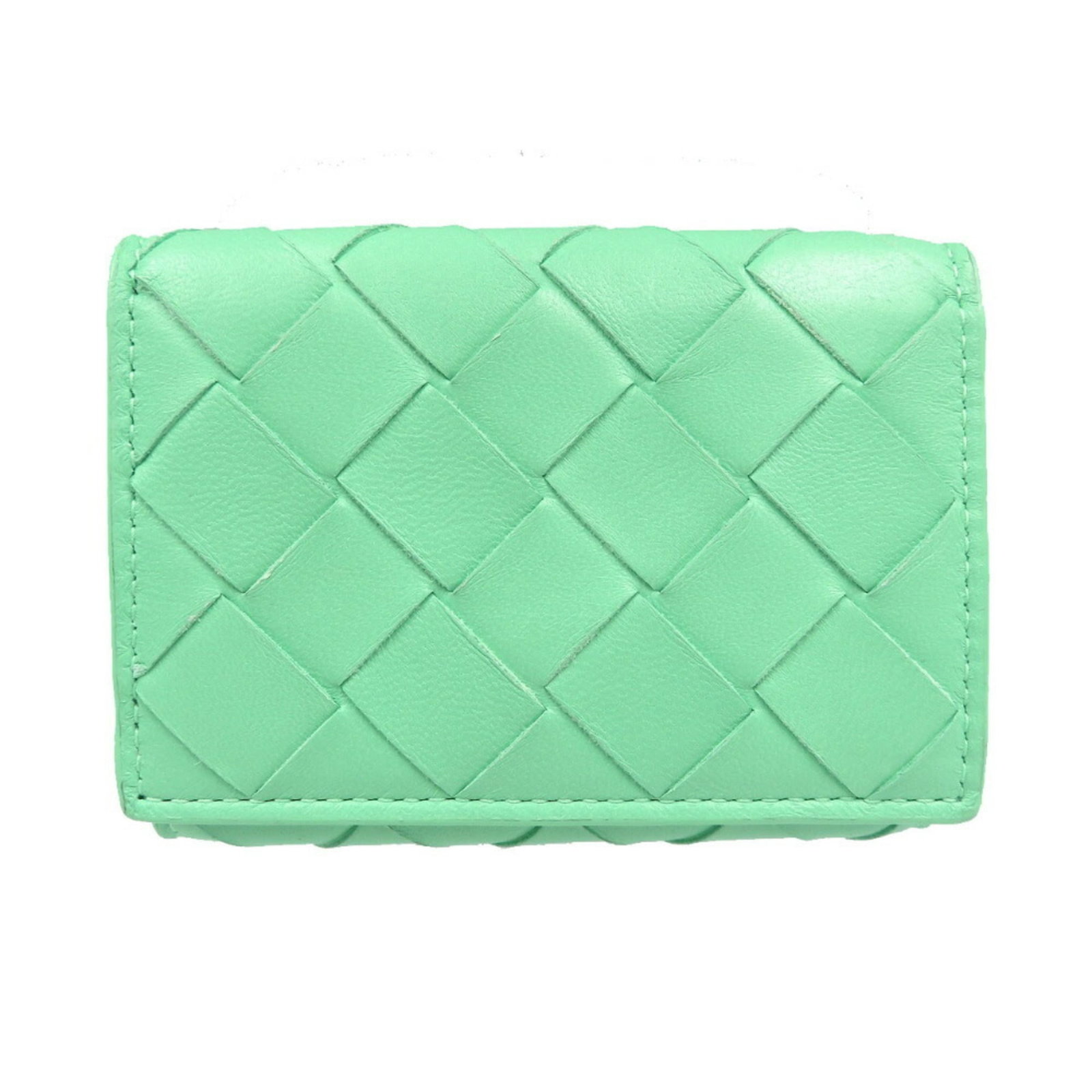 Bottega Veneta Wallet (Tri-Fold) Leather: Bottega Veneta Wallet (Tri-Fold) Leather The Bottega Veneta Tri-Fold Wallet in green features high-quality calfskin leather with a classic tri-fold design. With its timeless style and durable