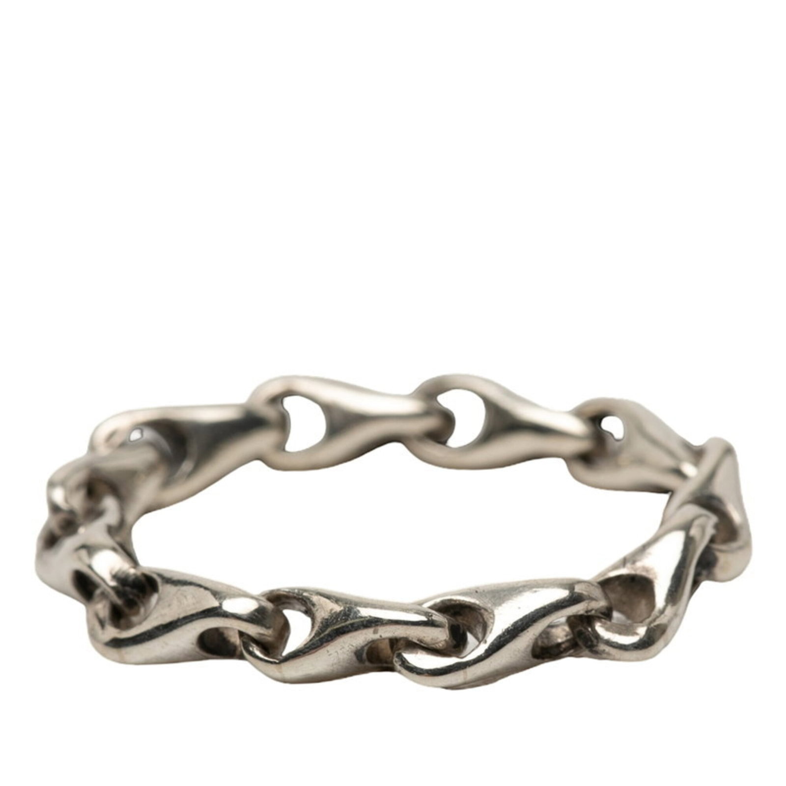 Gucci Band Ring Silver 925: Gucci Band Ring Silver 925 Silver 925 Gucci Band Ring with Traces of Usage. This used band ring features a sleek design and measures 3.1mm in width, weighing 2.3g. With its silver 925 material, this G