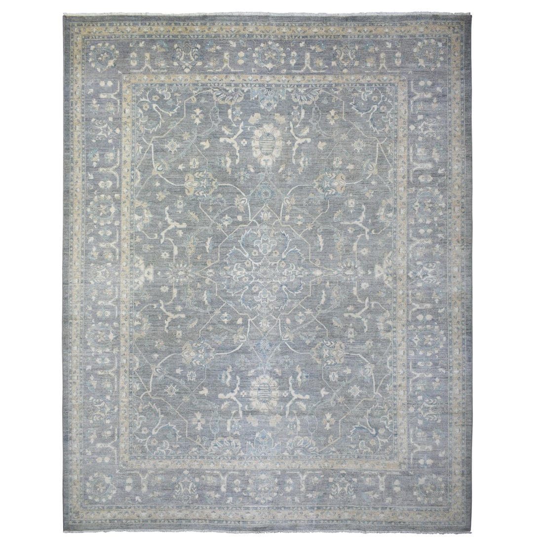 Light Gray Fine Peshawar Wool Hand Knot Oversized Rug: Light Gray Fine Peshawar Wool Hand Knot Oversized Rug Light Gray Fine Peshawar Wool Hand Knot Oversized Rug boasts a stunning rectangular field with an intricate Oriental regional design in shades of