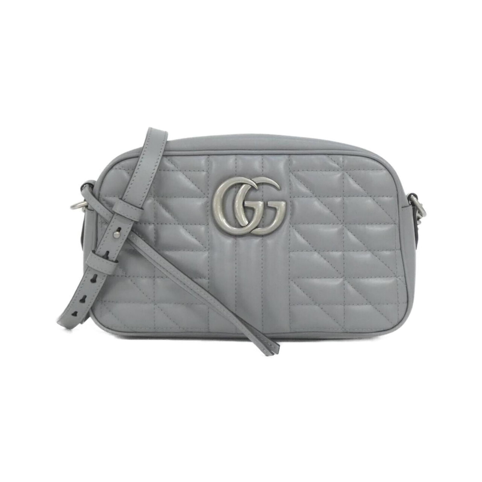 Gucci Shoulder Bag Leather: Gucci Shoulder Bag Leather The Gucci shoulder bag features high-quality leather in a sleek gray color, complemented by silver hardware for a timeless and sophisticated look. Measuring 14cm x 24cm x 7c