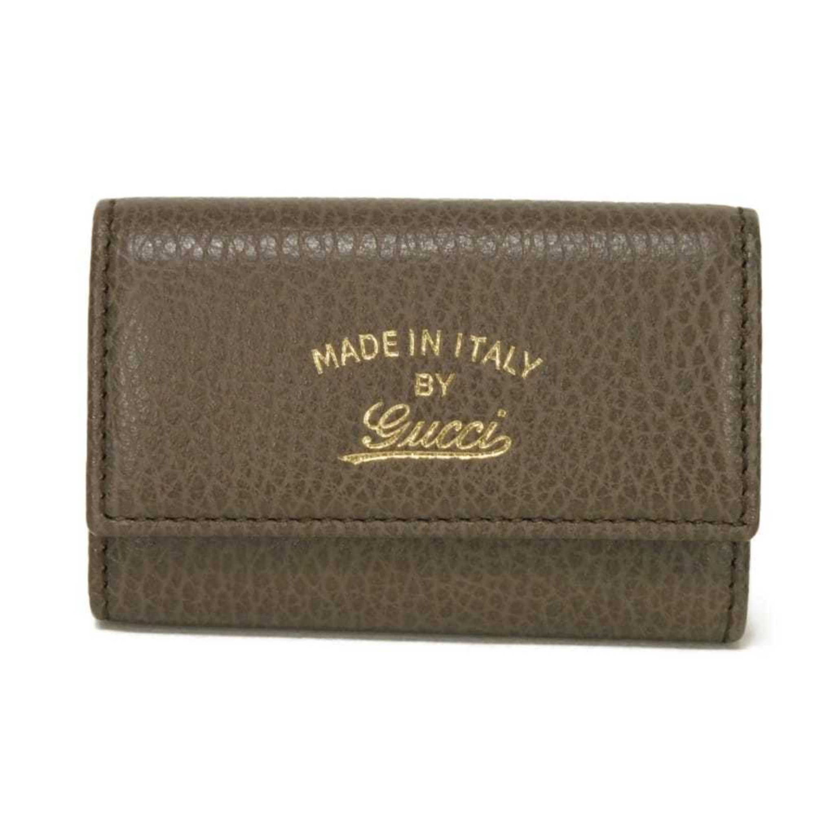 Gucci Keycase Leather: Gucci Keycase Leather Gucci Keycase Leather features a rich brown calfskin material and six key hooks for secure storage. In excellent condition, this used item boasts a like-new appearance with no