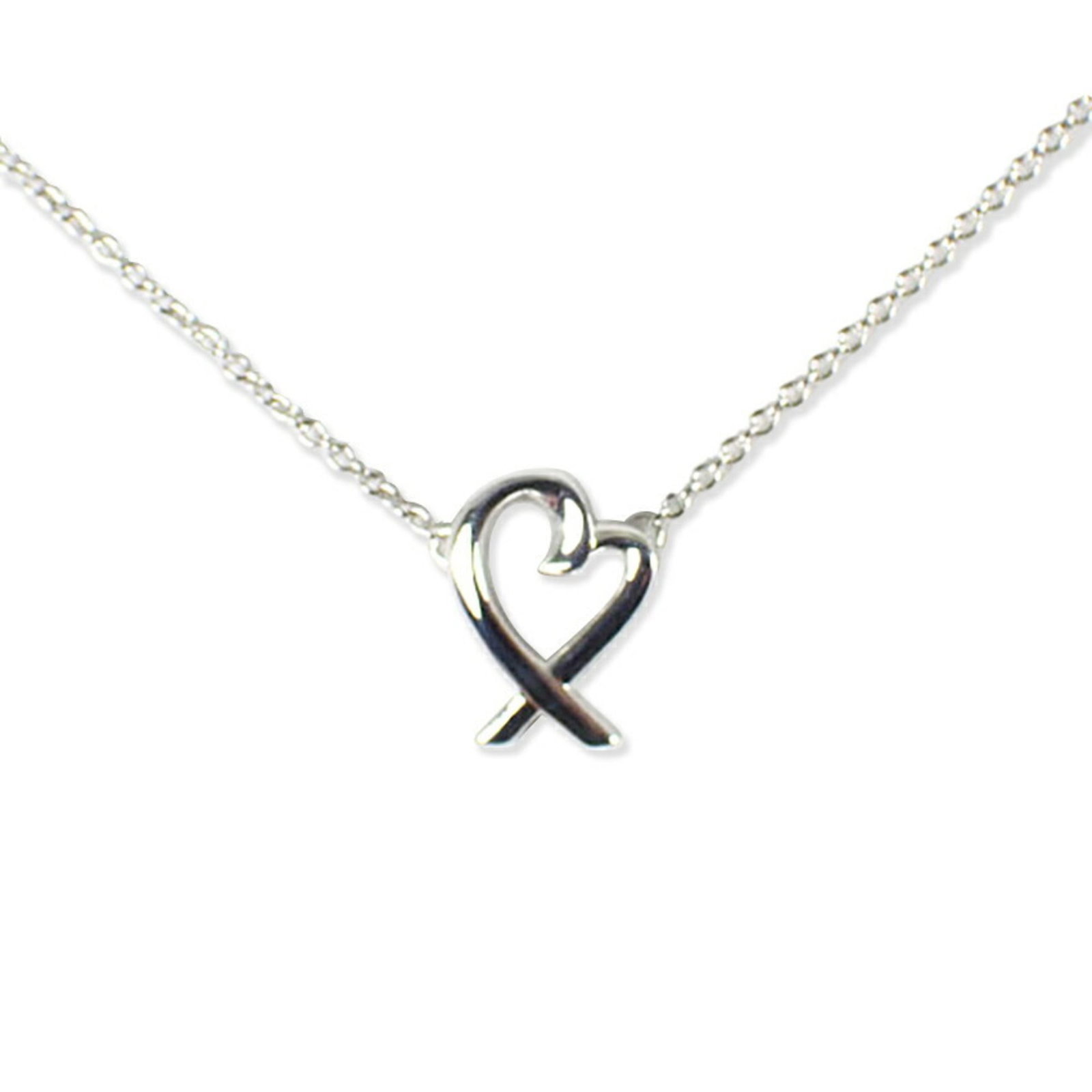 Tiffany 925 Loving Heart Pendant Necklace: Tiffany 925 Loving Heart Pendant Necklace Sterling silver 925 Tiffany necklace features a delicate loving heart pendant. The necklace has a 41.5 cm circumference and measures 11.5mm x 8.6mm in size, w