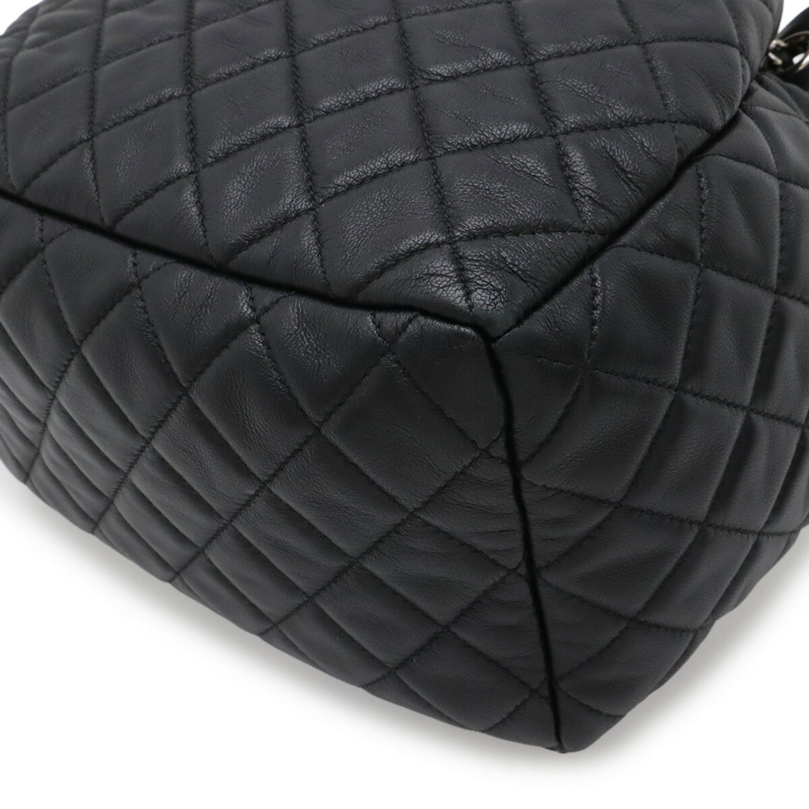 Chanel Handbag - 4