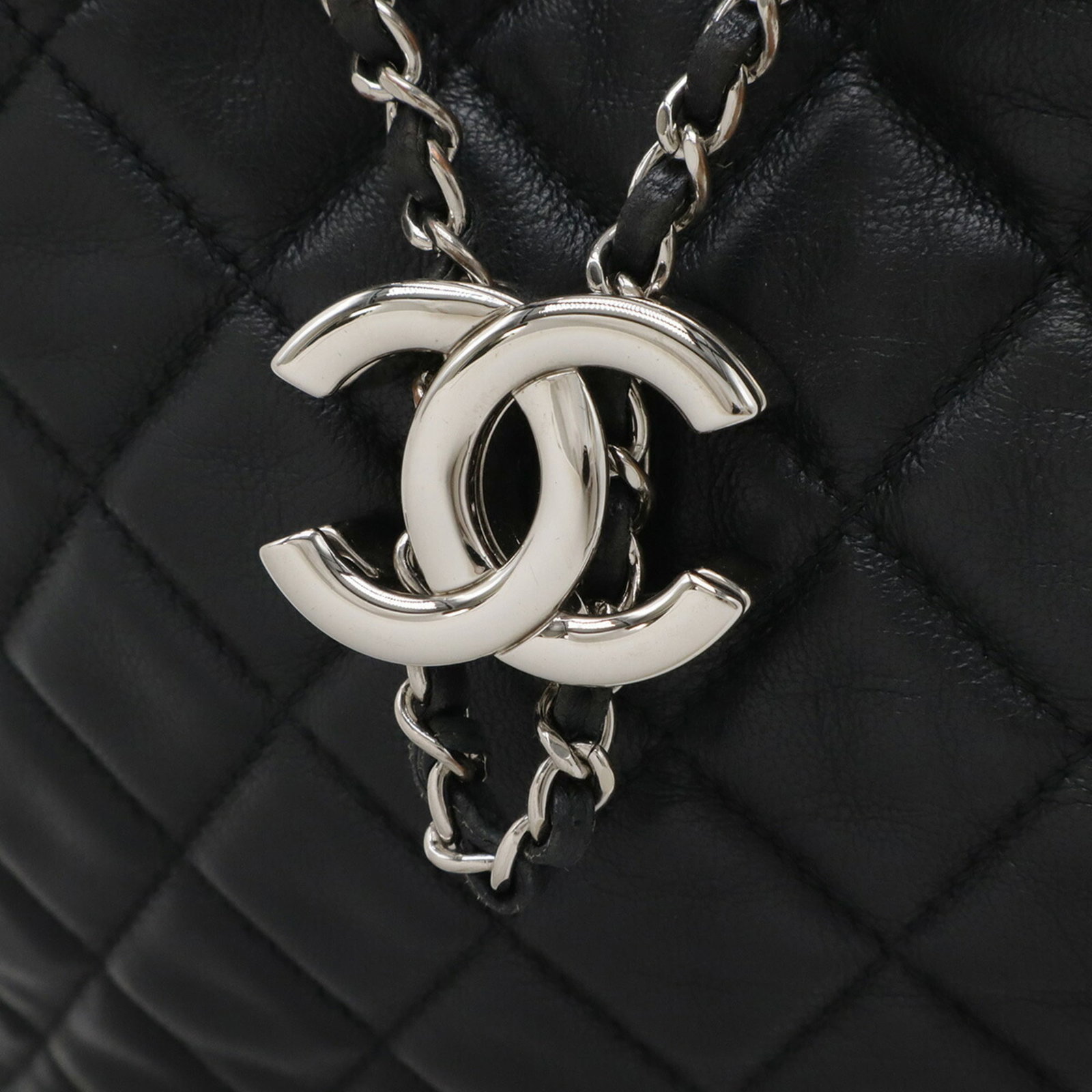 Chanel Handbag - 5