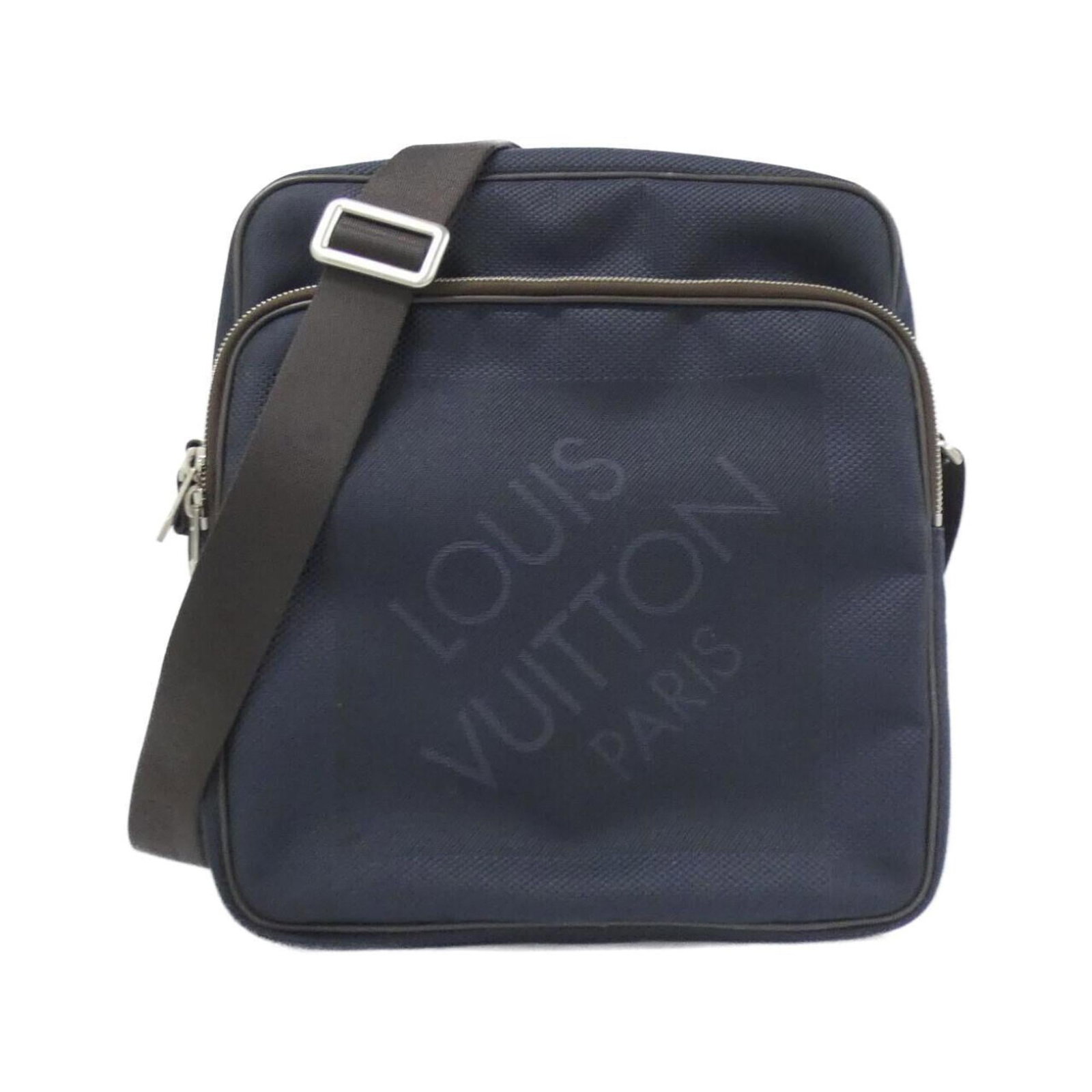 Louis Vuitton Shoulder Bag Canvas: Louis Vuitton Shoulder Bag Canvas This Louis Vuitton Shoulder Bag Canvas in blue features matte silver hardware and has been well-cared for, with only minor signs of usage visible. The bag's canvas