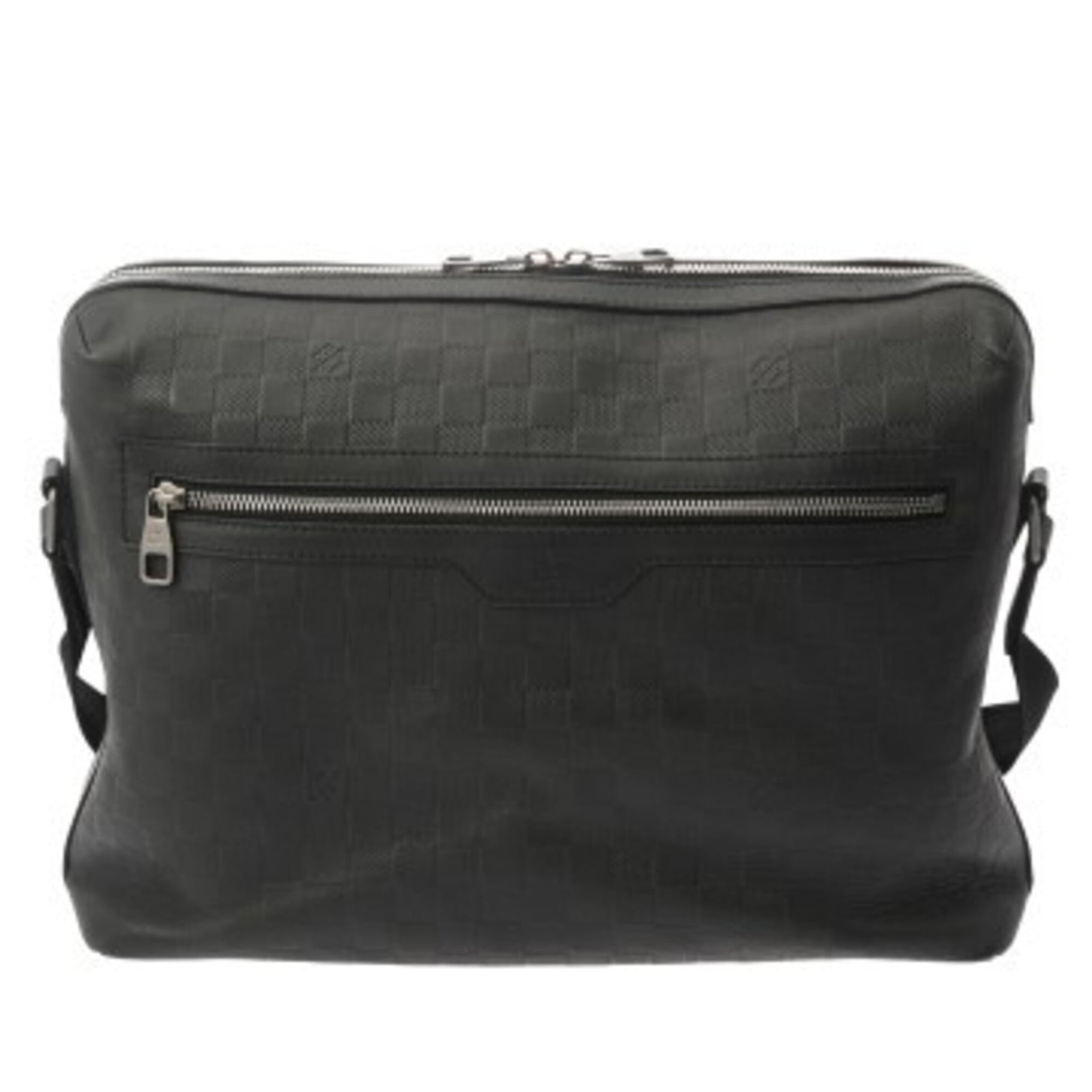 Louis Vuitton Shoulder Bag Damier Infini: Louis Vuitton Shoulder Bag Damier Infini The Louis Vuitton Shoulder Bag Damier Infini offers a timeless and sophisticated design. Featuring the iconic Damier Infini pattern in Onyx color, this bag boa
