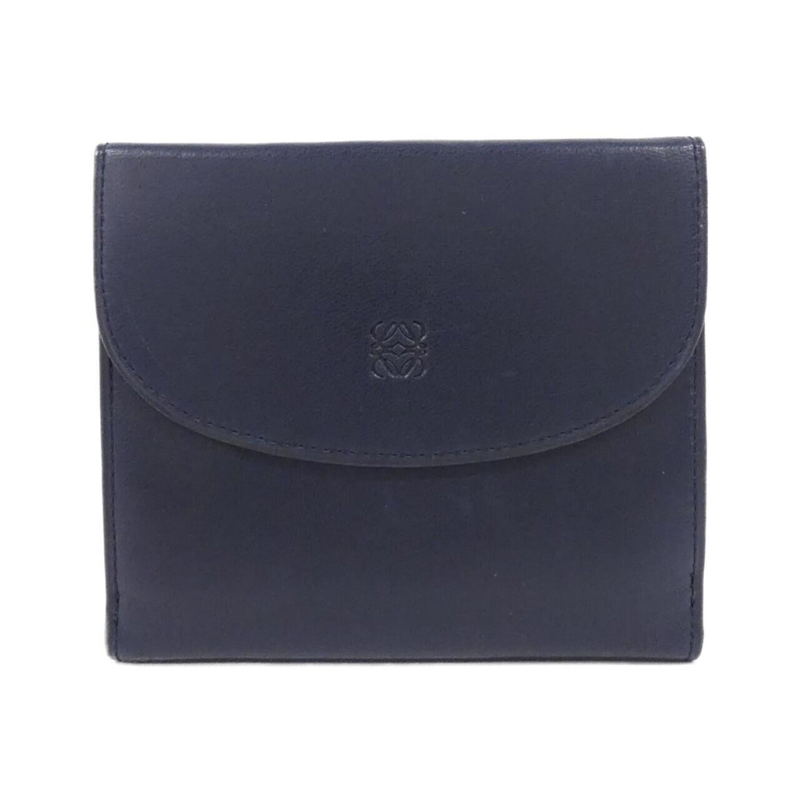 Loewe Wallet (Tri-Fold) Leather: Loewe Wallet (Tri-Fold) Leather This used Loewe Tri-Fold Leather wallet boasts its classic design and premium leather material. Featuring a striking blue hue, it measures 10cm x 11.5cm x 1.5cm in size
