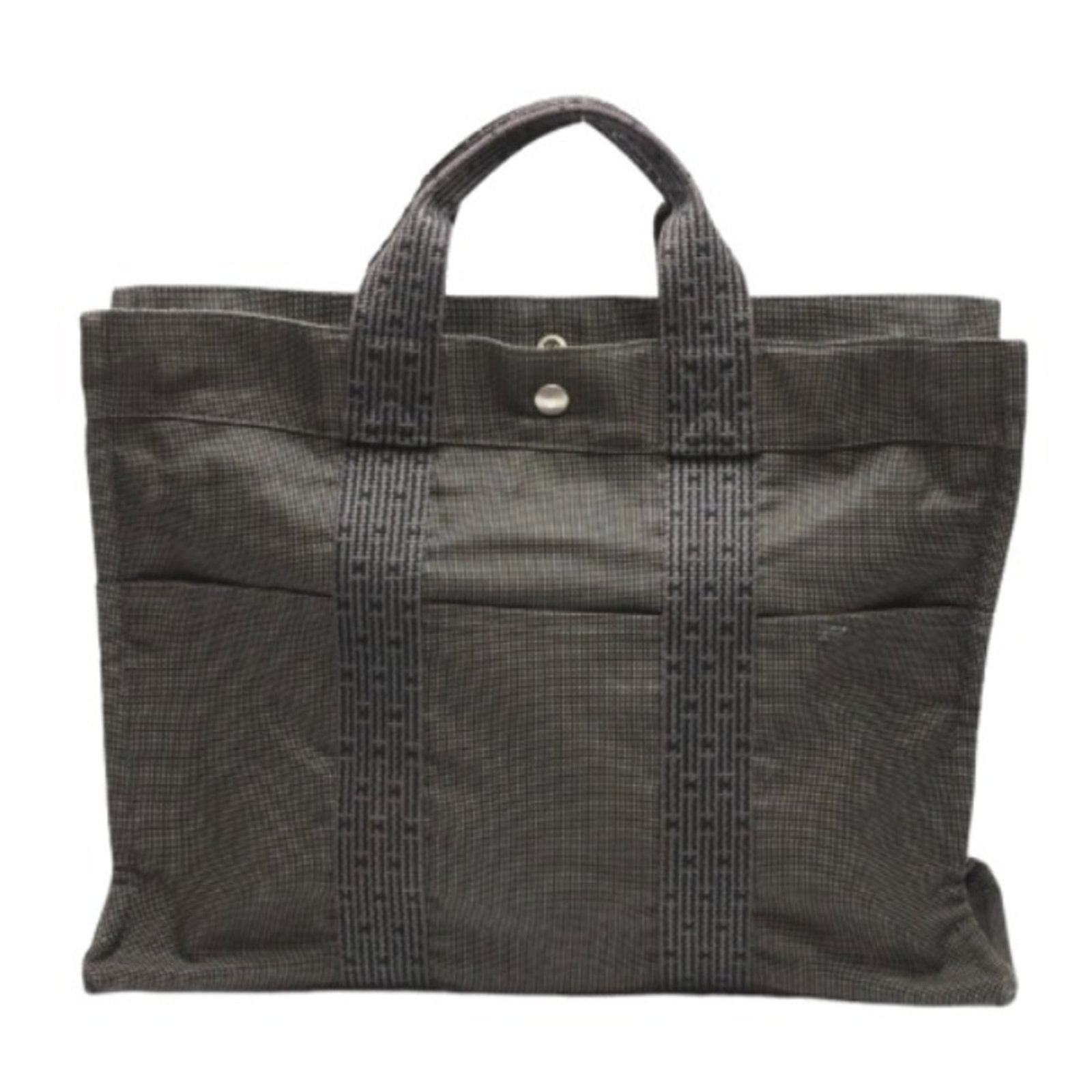 Hermes Tote Bag Canvas: Hermes Tote Bag Canvas The Hermes Tote Bag Canvas is a versatile and timeless piece with its gray canvas material providing a neutral base for everyday use. Measuring 32cm x 43.5cm x 11cm, this tote b