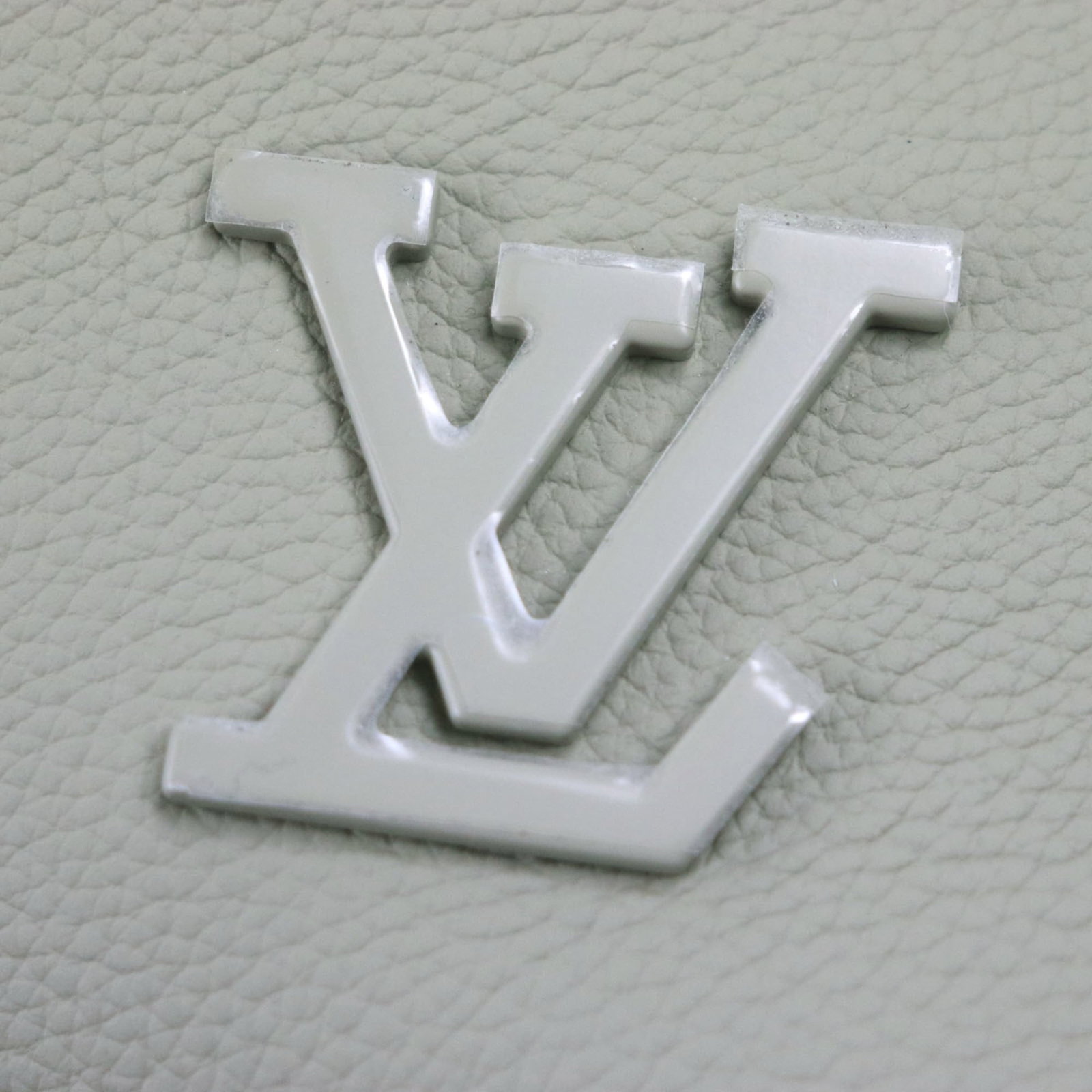 Louis Vuitton Tote Bag - 9
