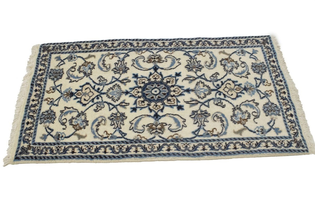 Small Plum Oriented Rug - 6