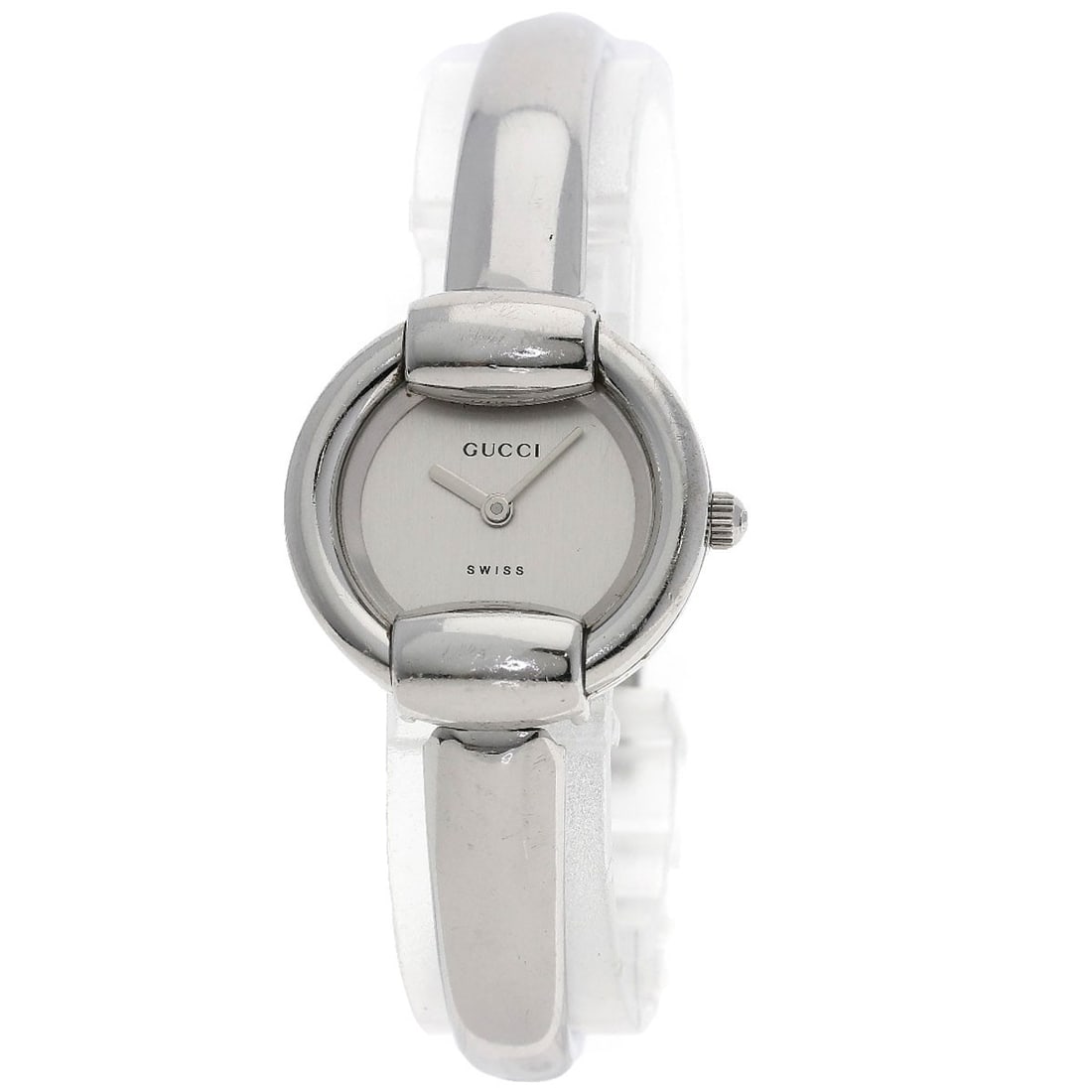 Round watches made of stainless steel for men.: Round watches made of stainless steel for men. Stainless steel construction provides durability and a sleek look for this round watch. Featuring an analog display and quartz movement, it offers reliab