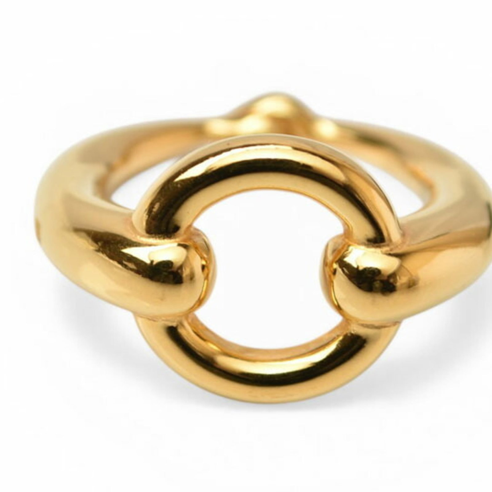 Hermes Scarf Ring: Hermes Scarf Ring Gold Hermes Scarf Ring in very good condition. The ring features a few traces of usage and some minor scratches/dirt, but overall remains in excellent shape. A unique accessory for t