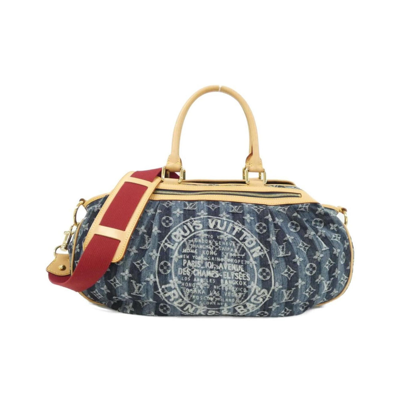 Louis Vuitton Handbag Denim Canvas: Louis Vuitton Handbag Denim Canvas This Louis Vuitton Handbag Denim Canvas features a unique blue denim canvas material and measures 29cm x 48cm x 17cm. The bag has some traces of usage with minor scr