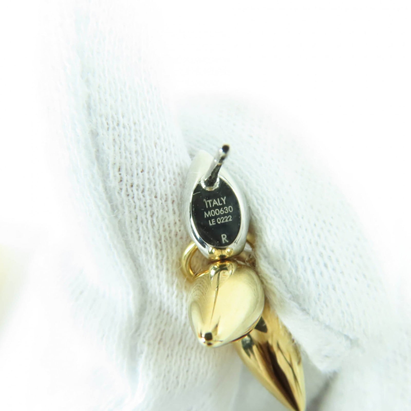 Louis Vuitton Stud Earrings - 8