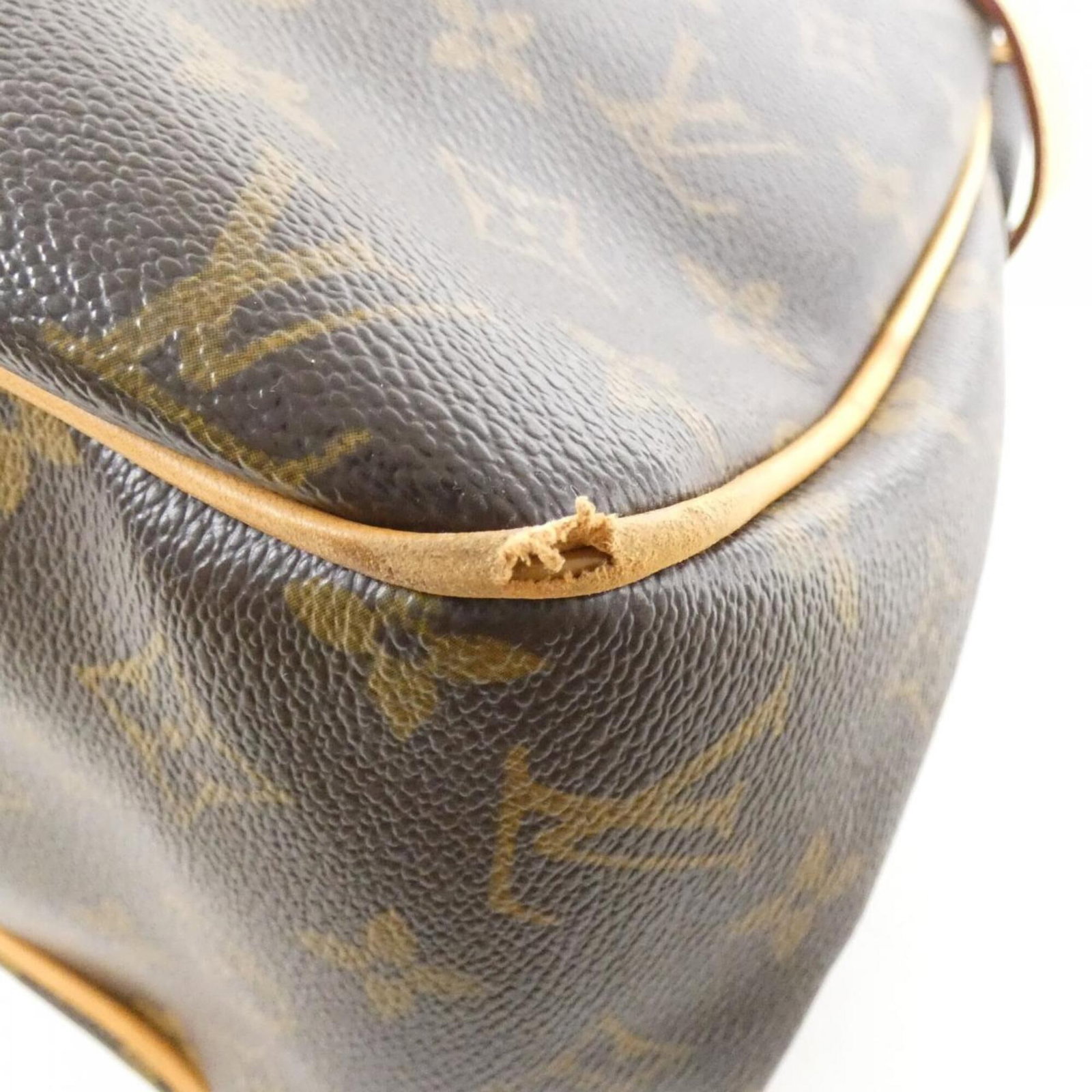 Louis Vuitton Handbag Coated Canvas - 3